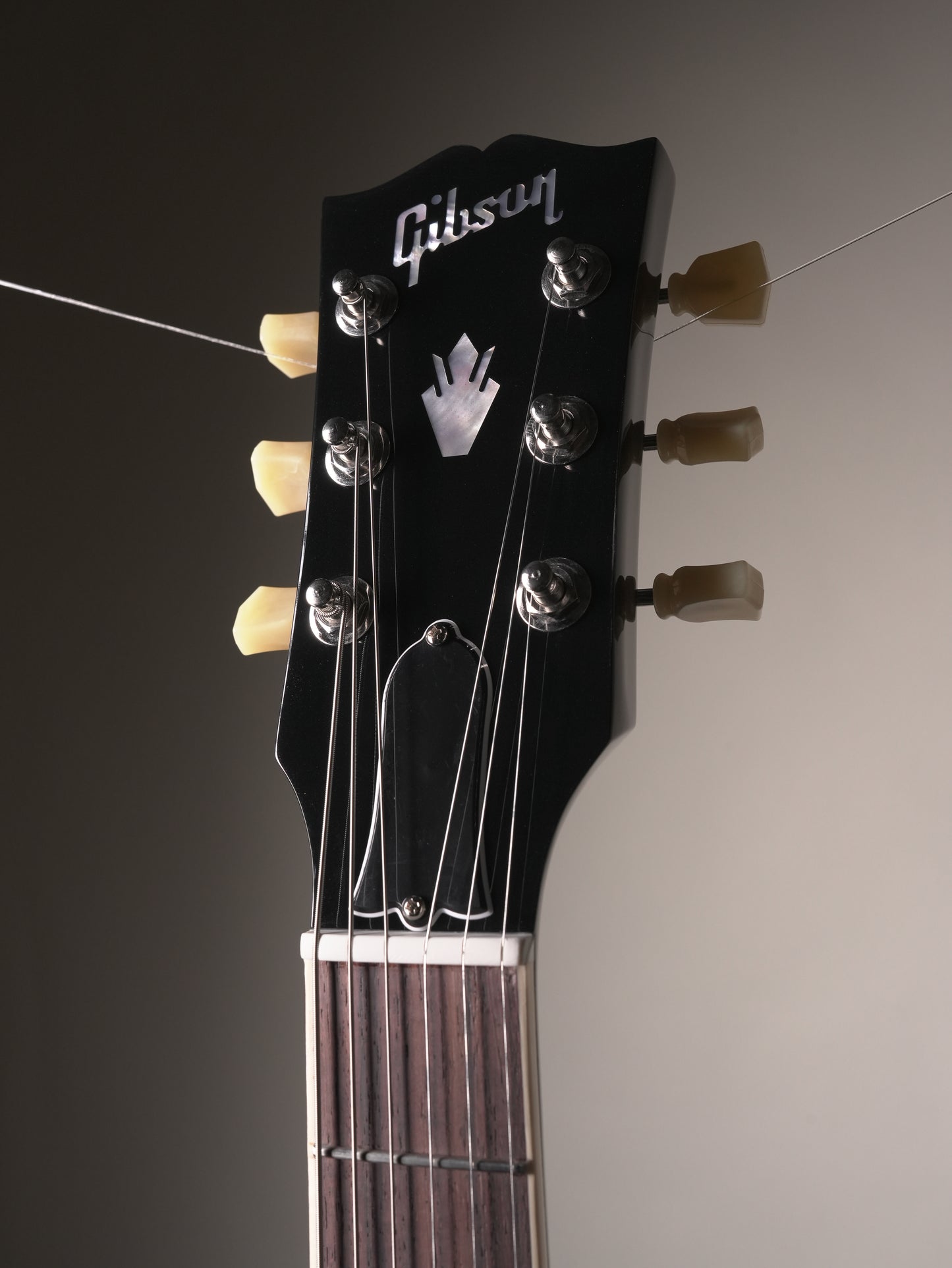 Gibson ES-335 Semi-Hollow Electric Guitar - Ebony w/ OHSC