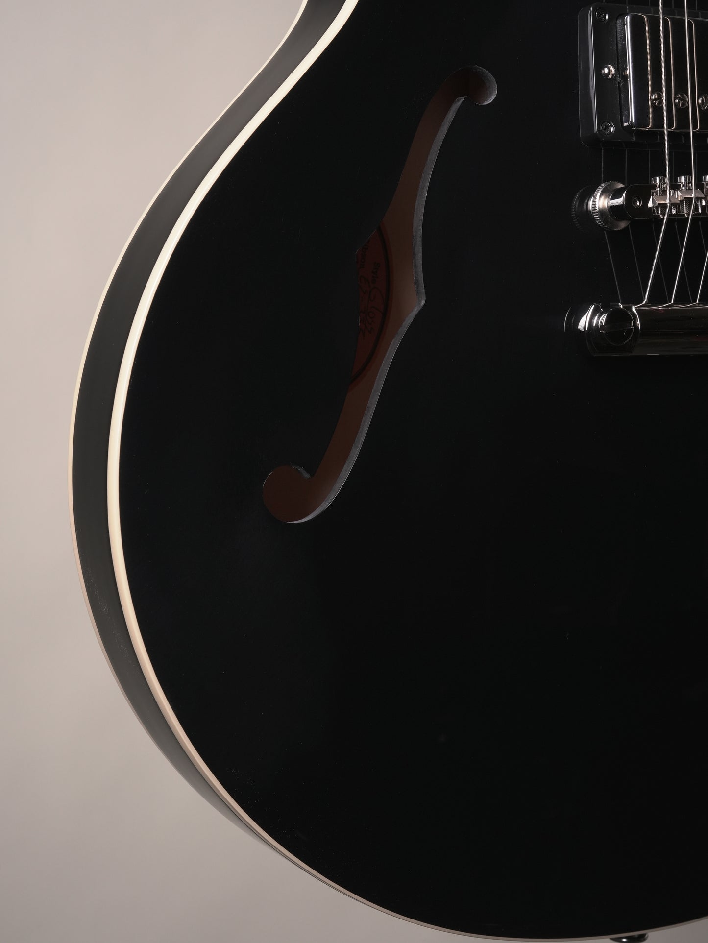 Gibson ES-335 Semi-Hollow Electric Guitar - Ebony w/ OHSC