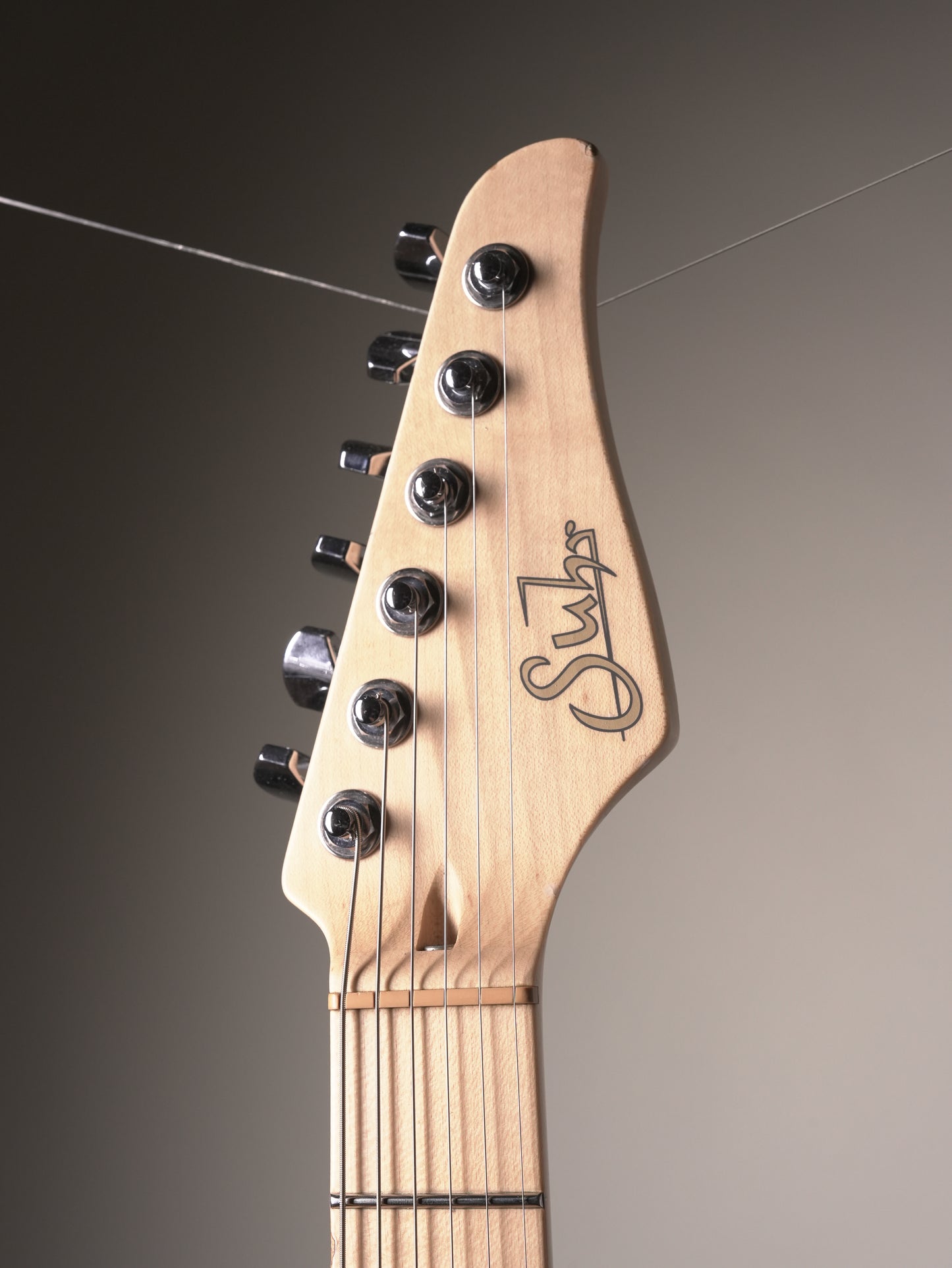 Suhr Standard Pro Electric Guitar - Trans Blue Denim Slate, incl. Original Deluxe Gigbag