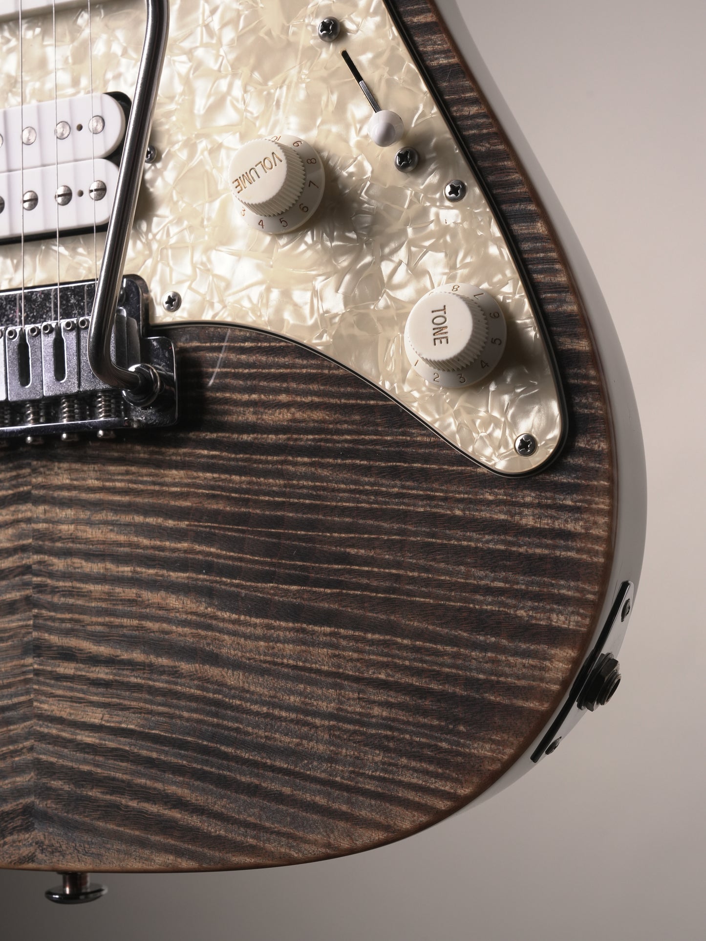 Suhr Standard Pro Electric Guitar - Trans Blue Denim Slate, incl. Original Deluxe Gigbag