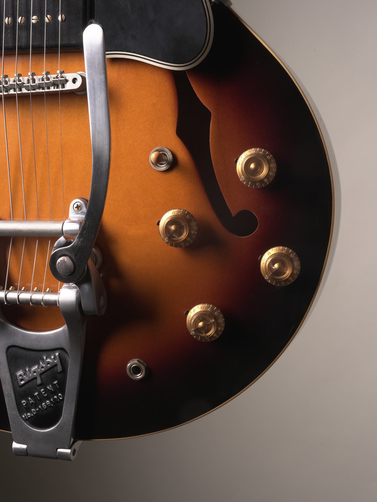 Gibson ES-335 Luther Dickinson #25 Semi-hollow Electric Guitar - Sunburst, incl. HSC