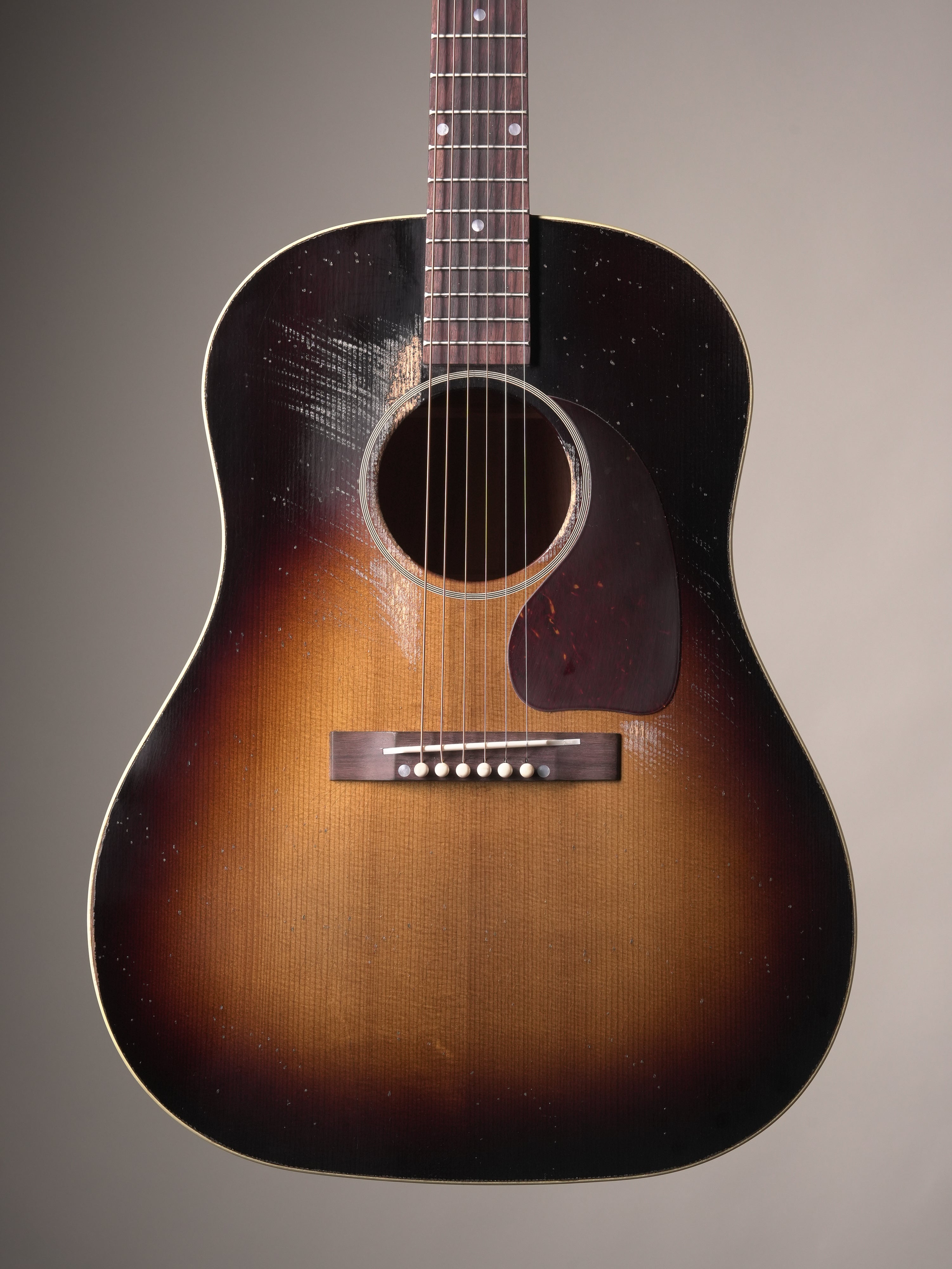 Gibson Custom Shop Historic 1942 Banner J-45 Heavy Aged Acoustic