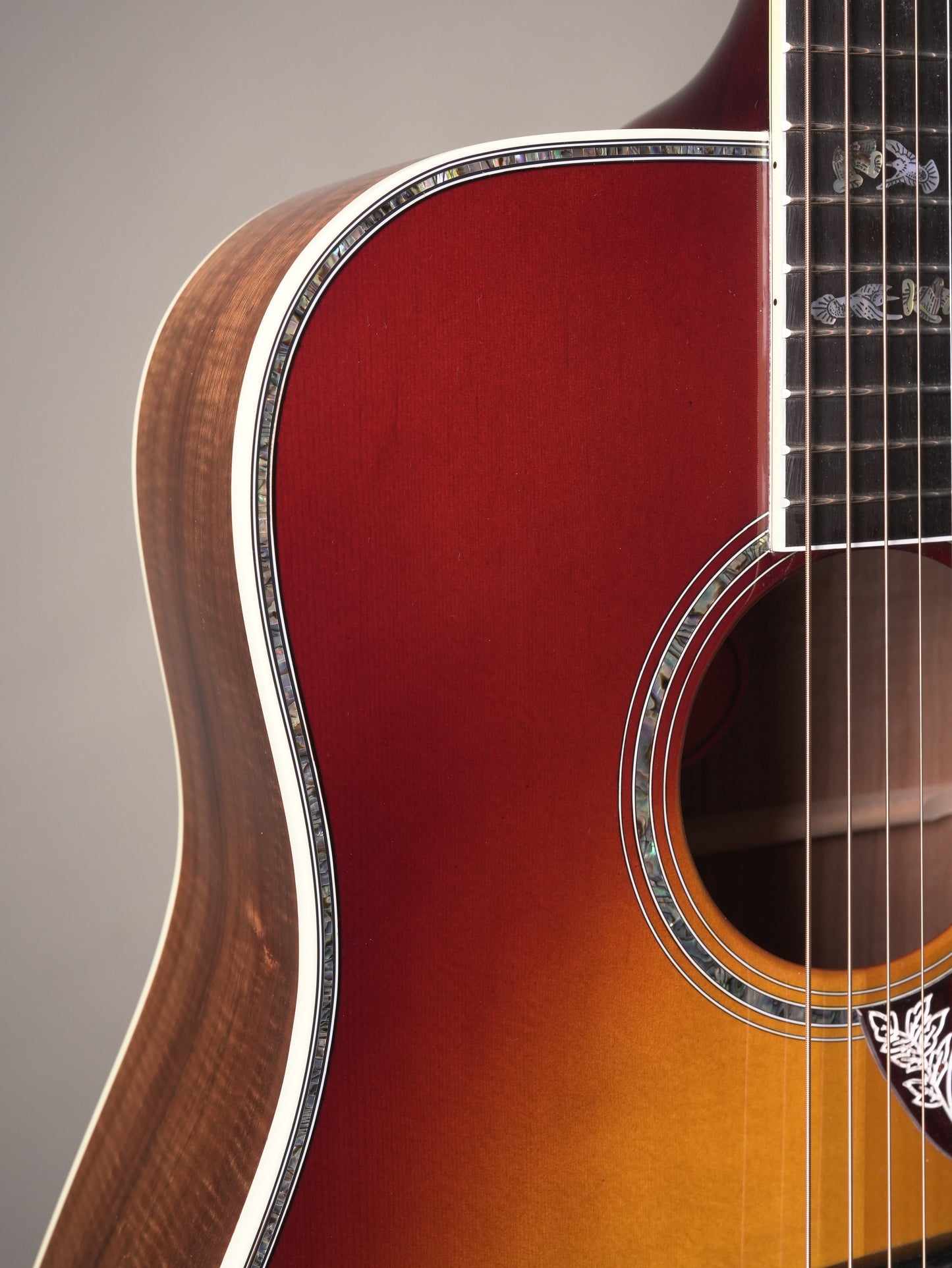 Gibson Custom Shop "Made to Measure" Hummingbird Custom Koa Acoustic Guitar - Autumnburst, incl. OHSC