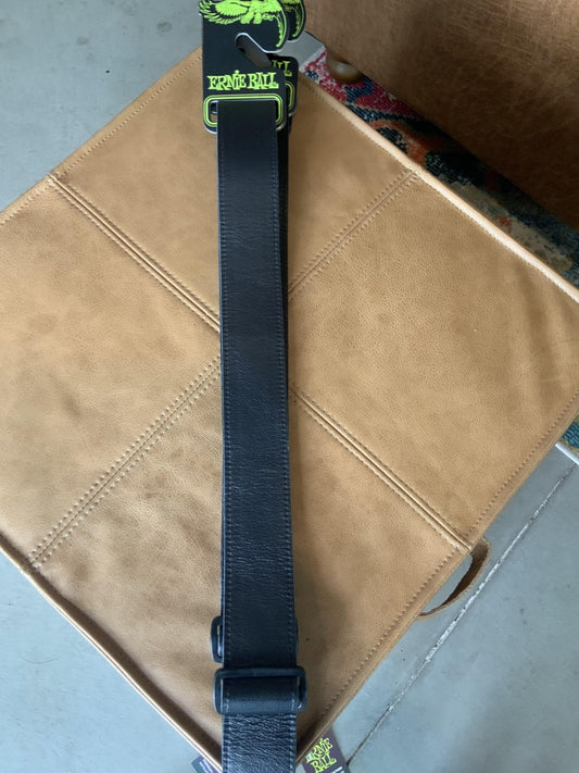 Ernie Ball Tri-Glide Italian Leather Guitar/bass Strap - Black