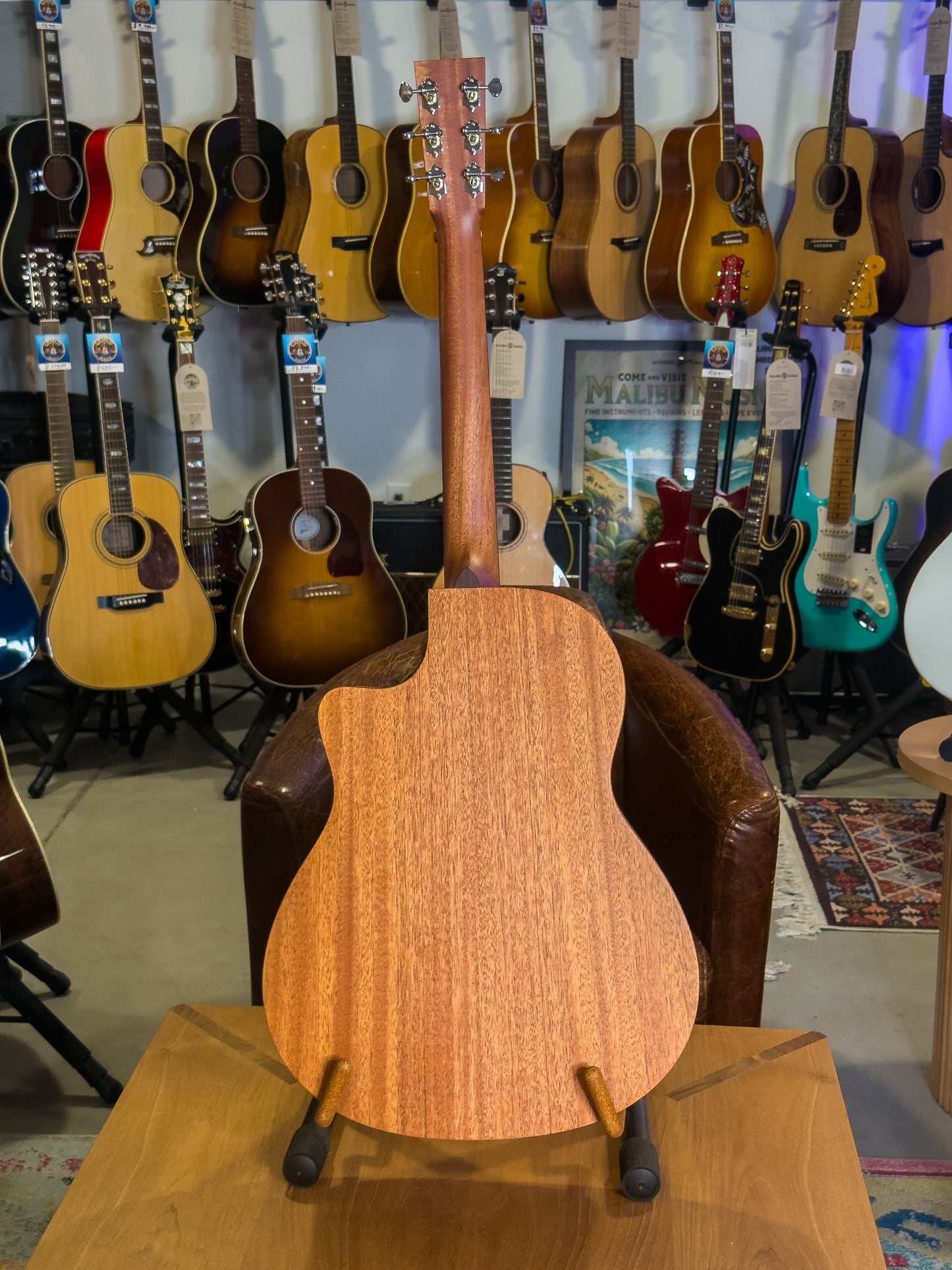 Larrivee Simple 6 - LV-Body Natural Acoustic Guitar