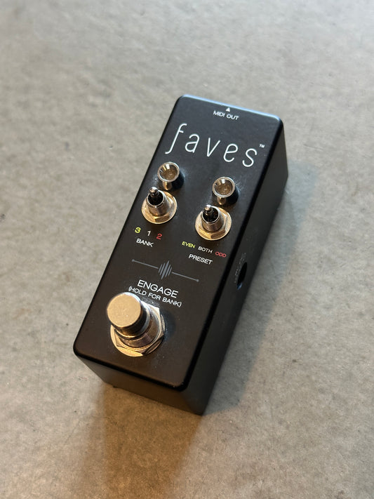 Chase Bliss Faves 3 Bank Midi Controller Guitar Pedal