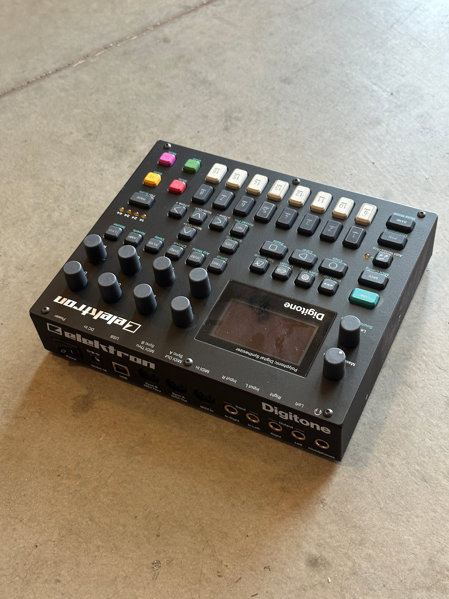 Elektron Digitone 8-Voice Digital Synthesizer