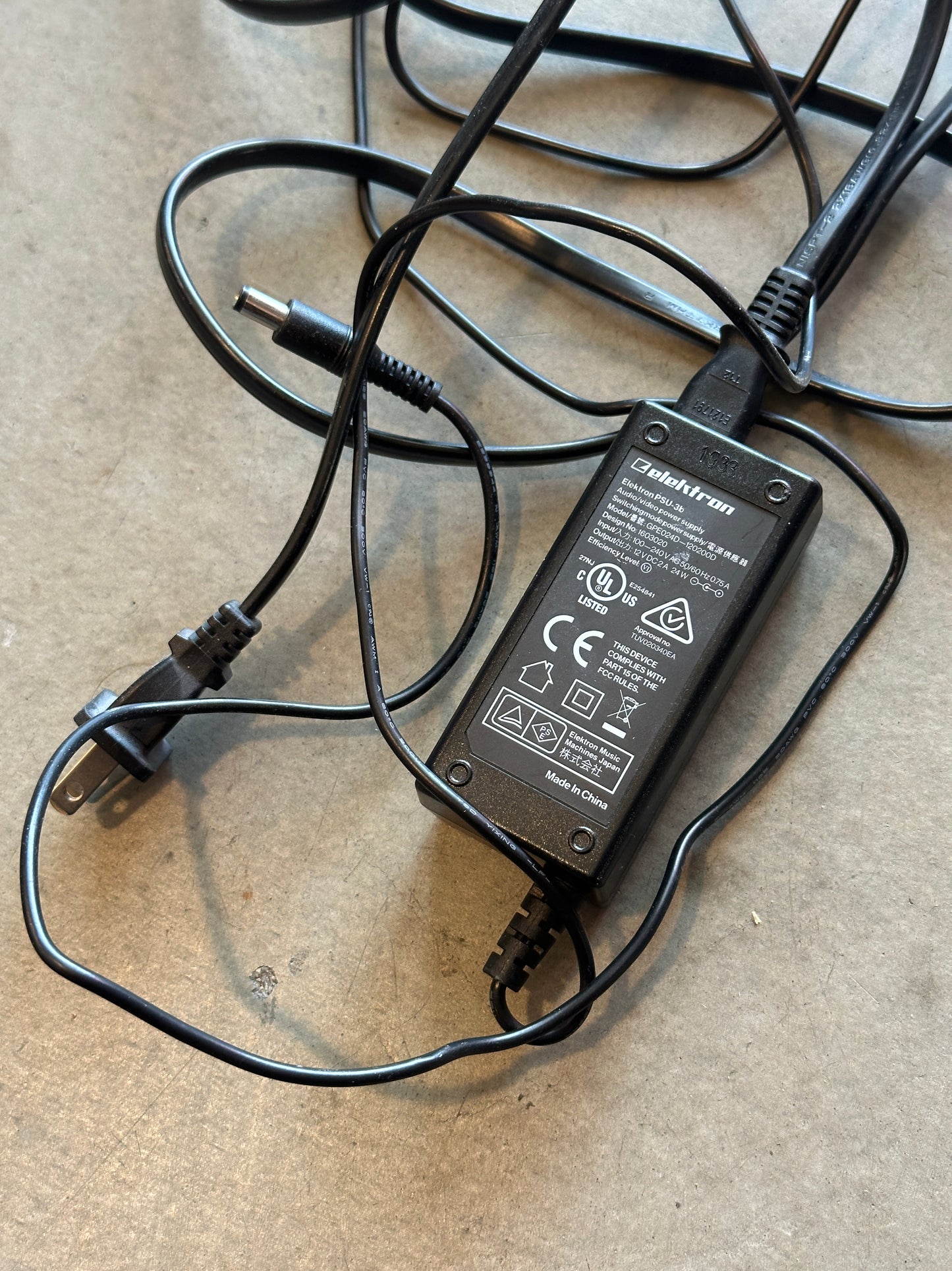 Elektron Digitone 8-Voice Digital Synthesizer