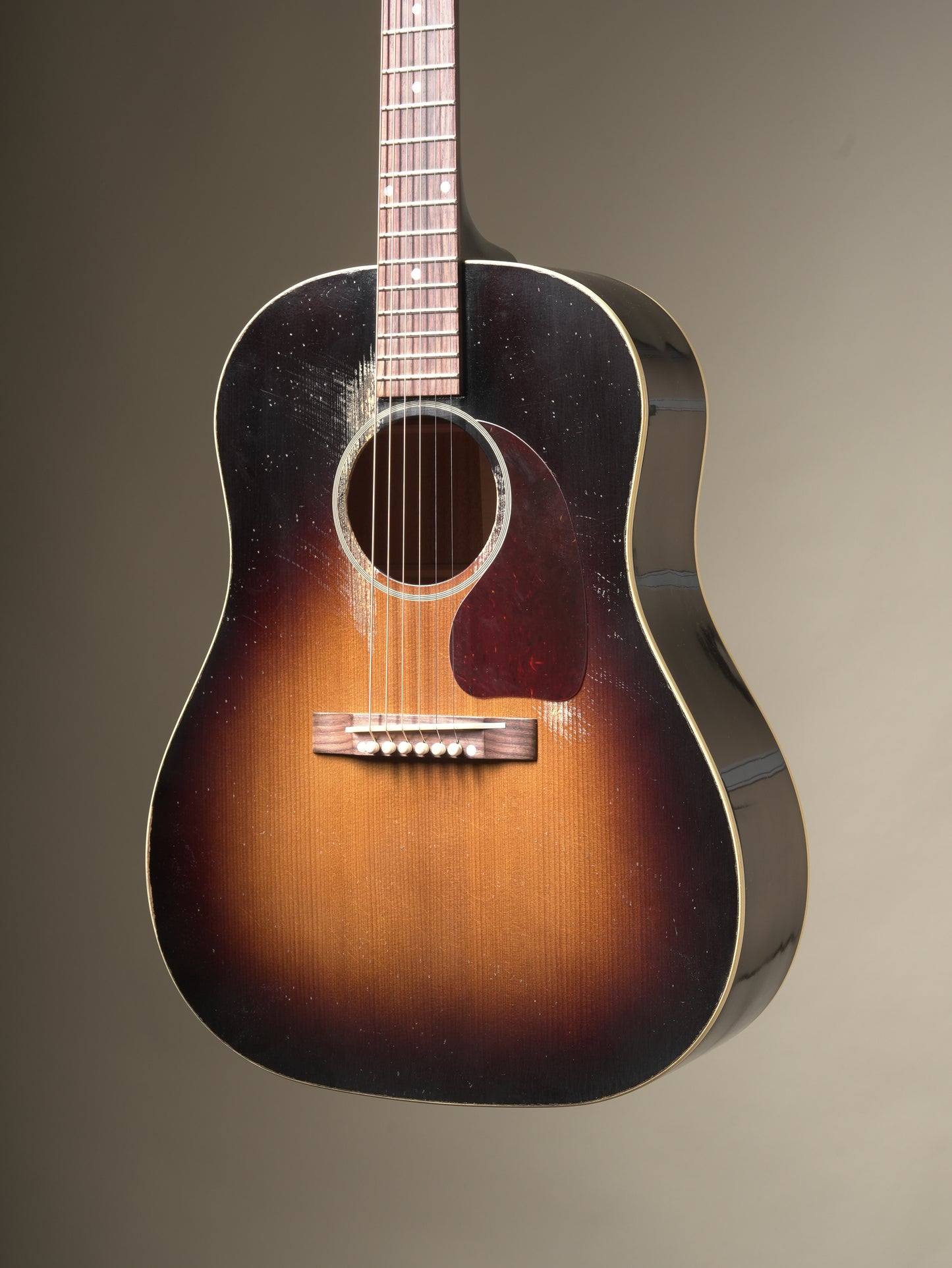 Gibson Custom Shop Historic 1942 Banner J45 Heavy Aged acoustic guitar - Vintage Sunburst, incl. OHSC