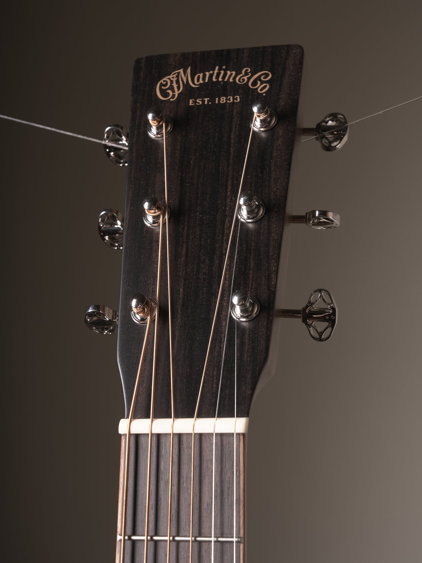 Martin OM-35 Inception Acoustic Guitar - Dark Toasted Burst, incl. OHSC