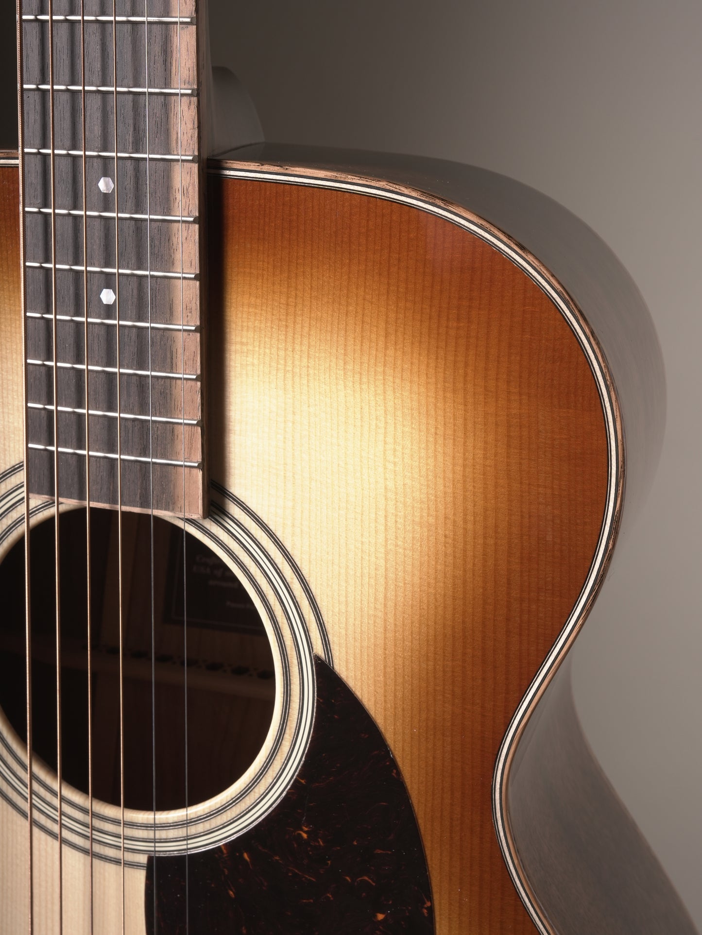 Martin OM-35 Inception Acoustic Guitar - Dark Toasted Burst, incl. OHSC