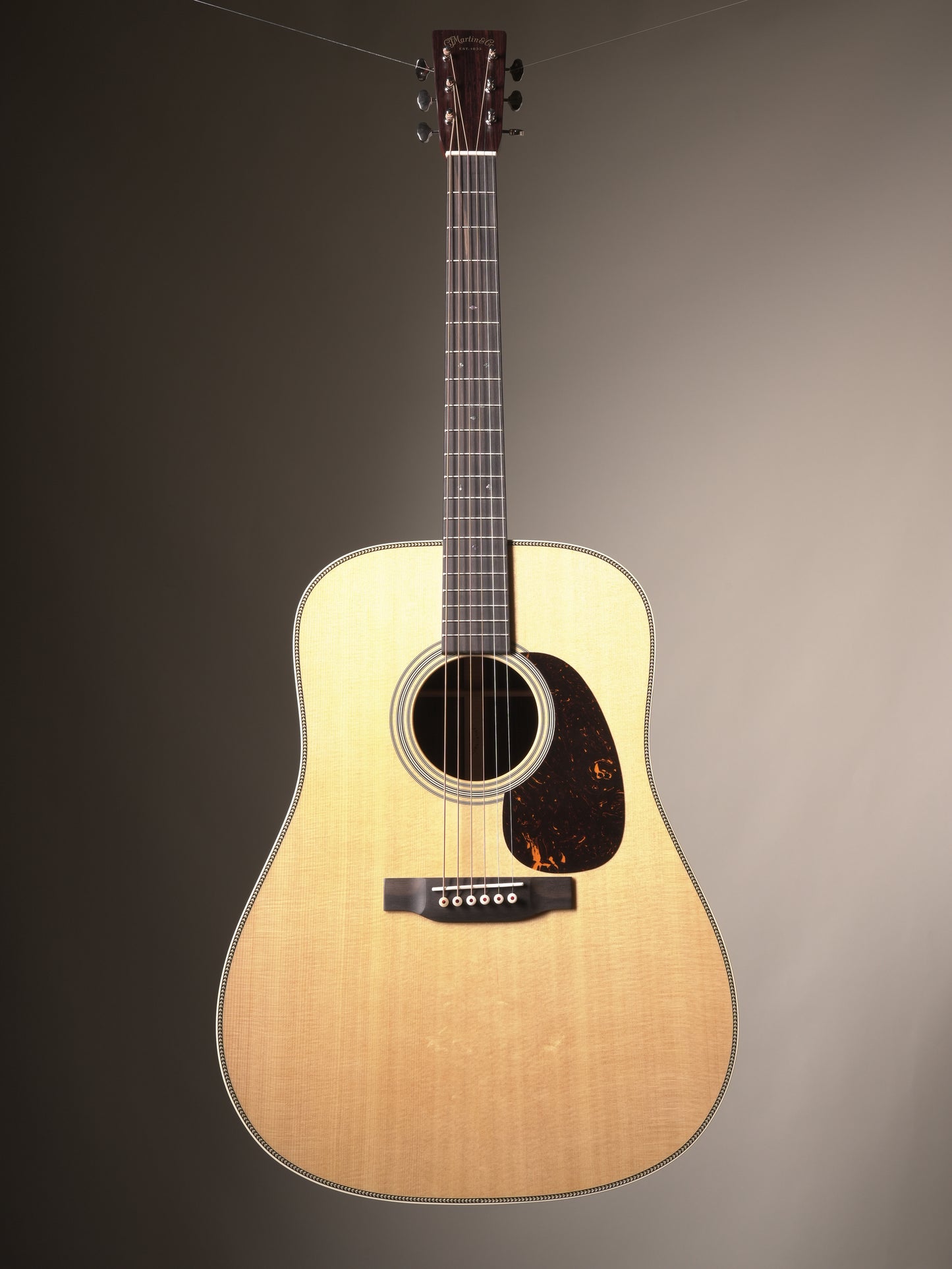 Martin Super HD28 Acoustic Guitar - Natural, incl. OHSC