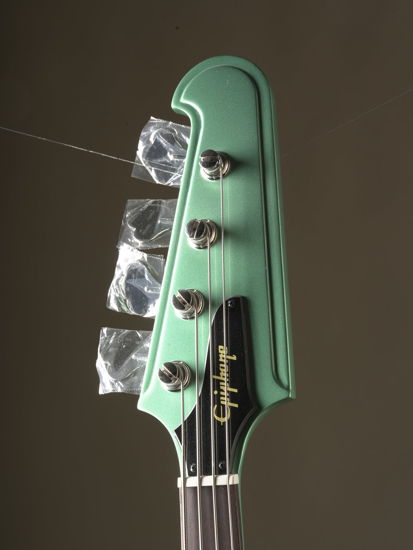 Epiphone Thunderbird '64 Bass Guitar - Iverness Green, incl. Gig Bag