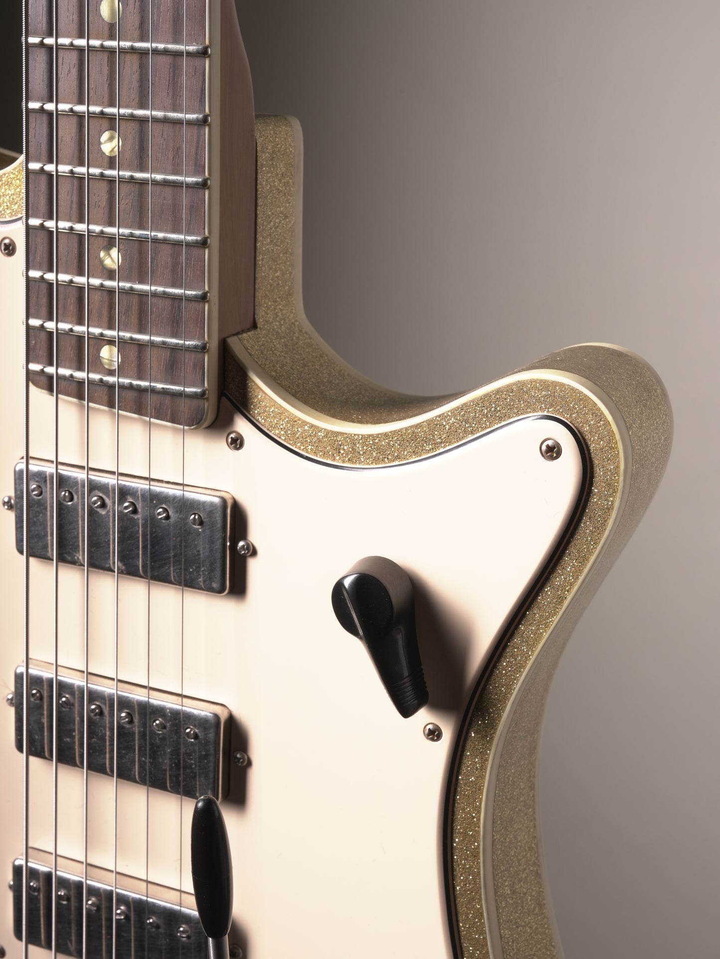 Castedosa "El Halcón" Baritone Electric Guitar - Gold Sparkle, w/OHSC