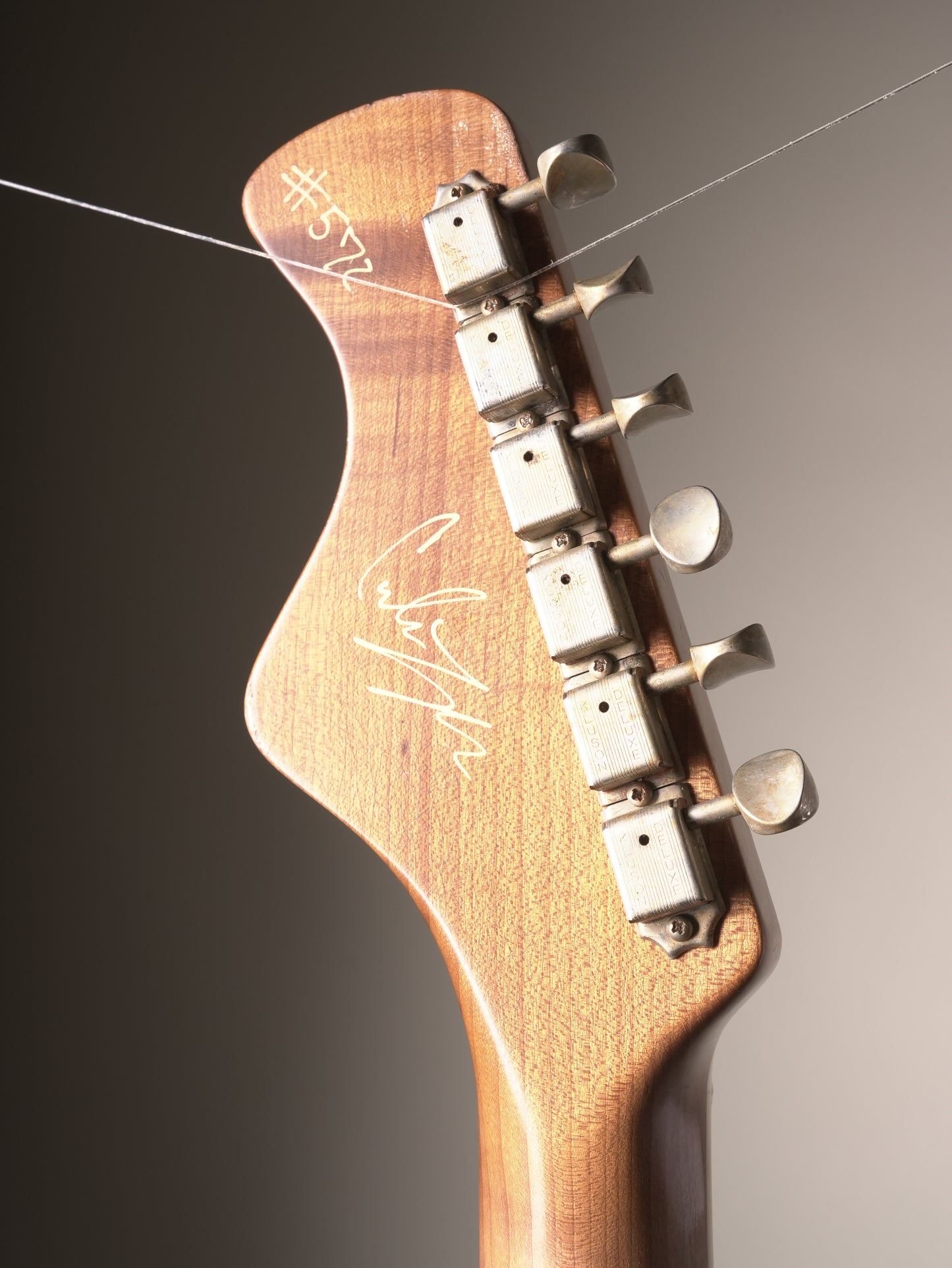 Castedosa "El Halcón" Baritone Electric Guitar - Gold Sparkle, w/OHSC