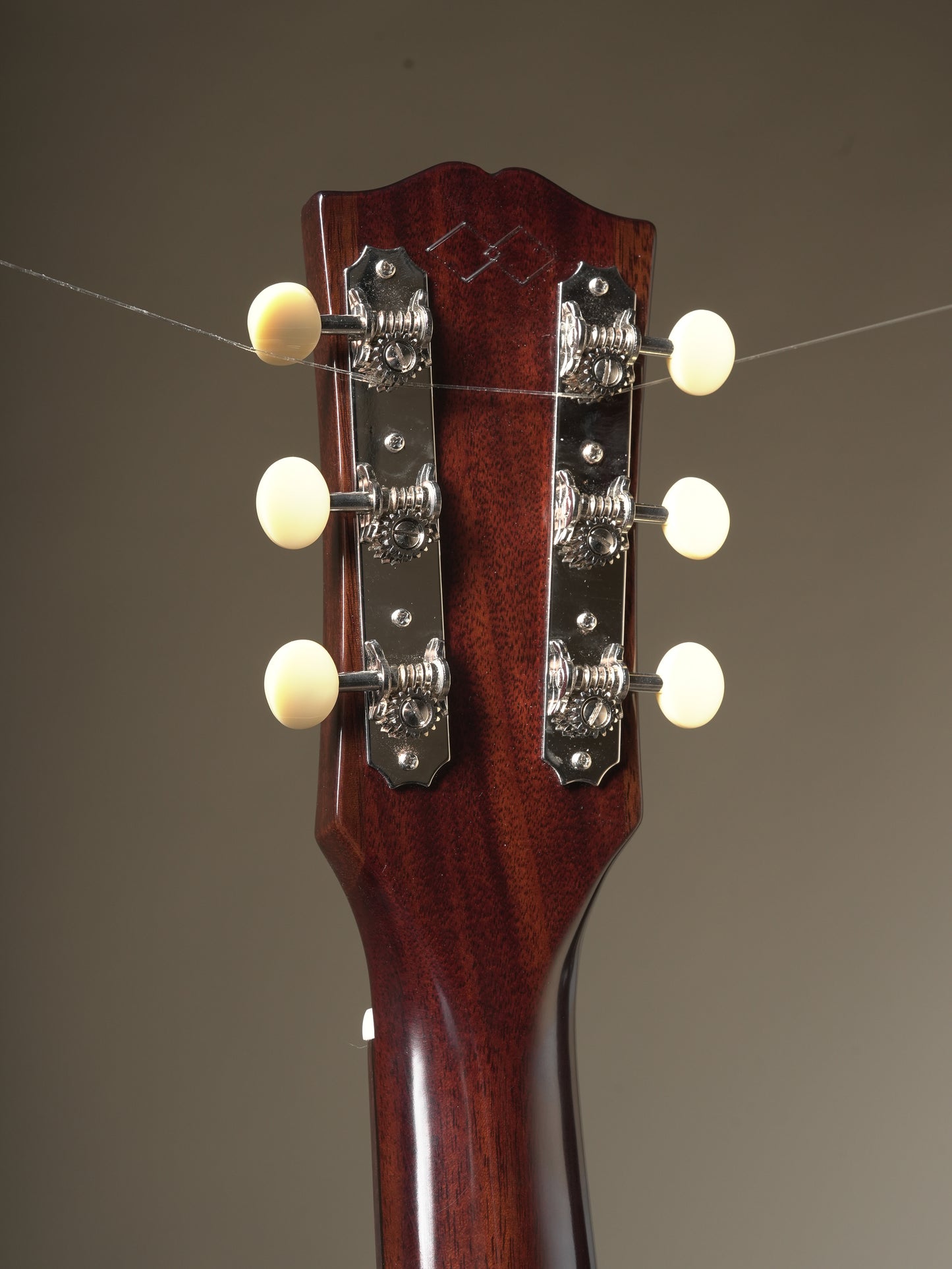 Epiphone "Inspired by Gibson Custom" 1942 Banner J-45 acoustic electric guitar - Sunburst, incl. OHSC