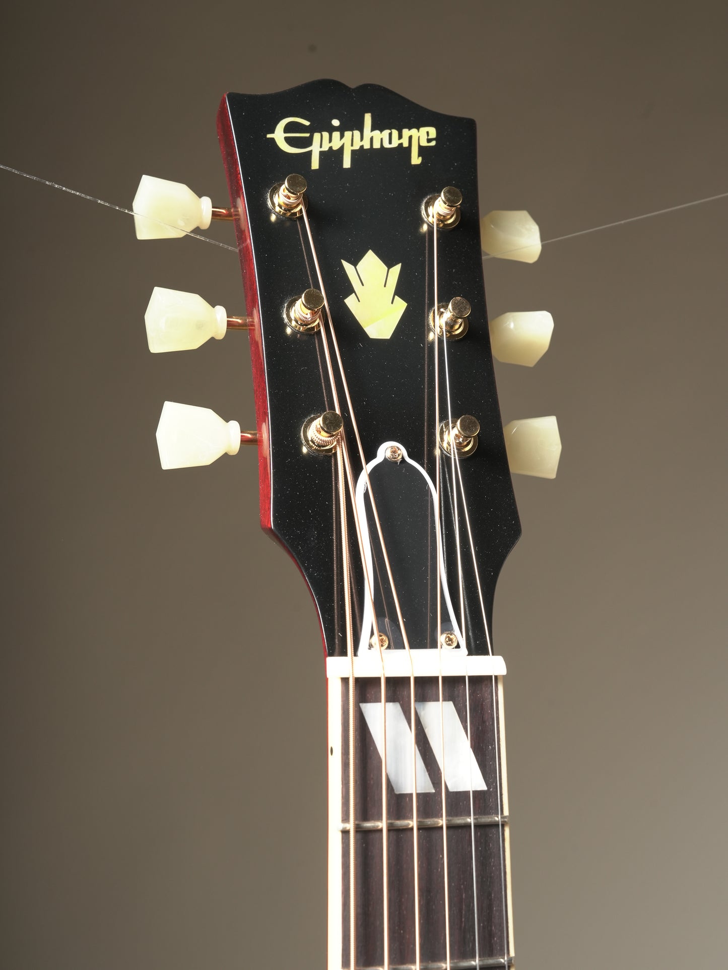Epiphone "Inspired by Gibson Custom" 1960 Hummingbird Reissue acoustic electric guitar - Cherry Sunburst incl. OHSC