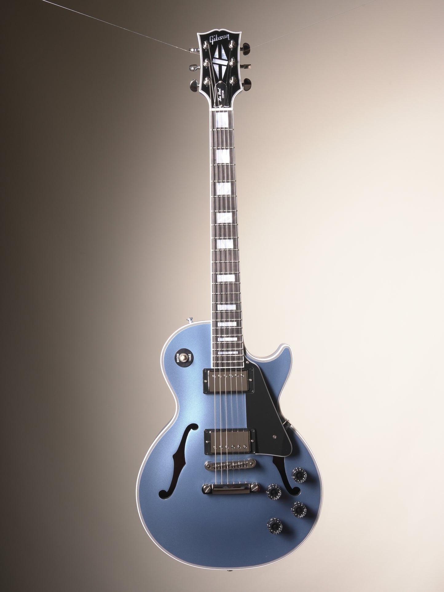 Gibson Custom Shop Les Paul Custom Chambered F Holes - Pelham Blue Gloss incl. OHSC