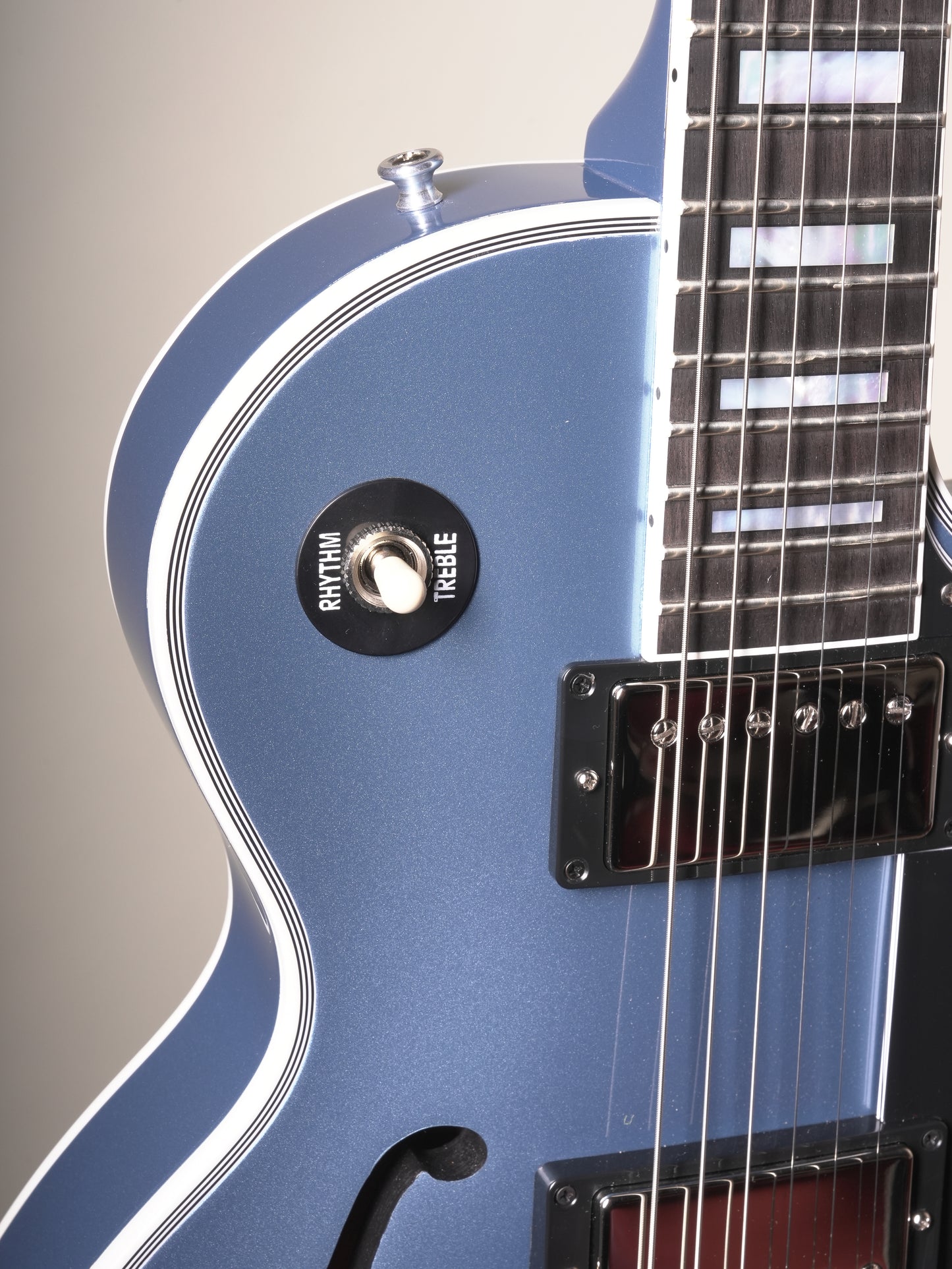 Gibson Custom Shop Les Paul Custom Chambered F Holes - Pelham Blue Gloss incl. OHSC