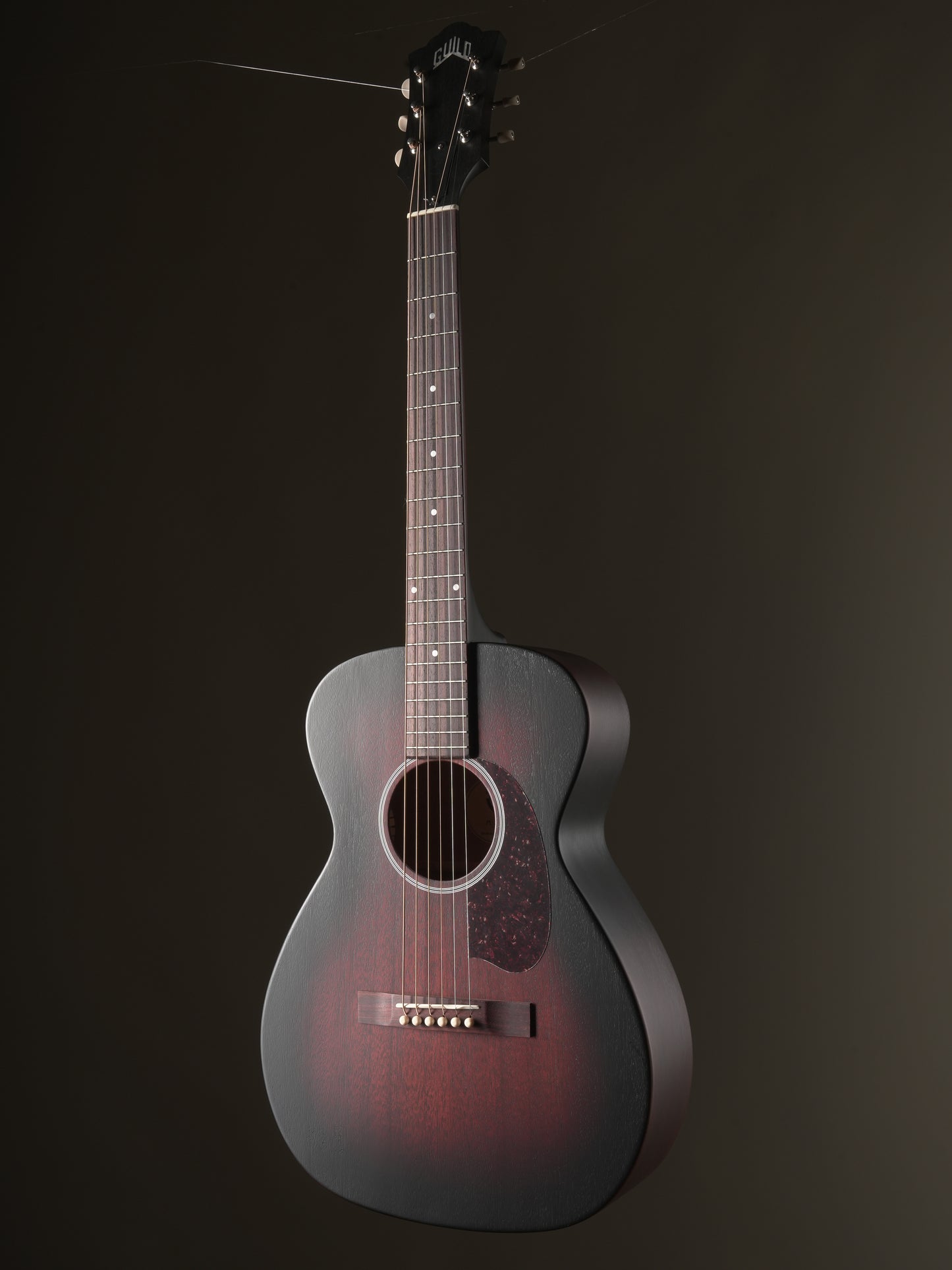 Guild M-20 Acoustic Guitar - Vintage Sunburst, incl. OHSC