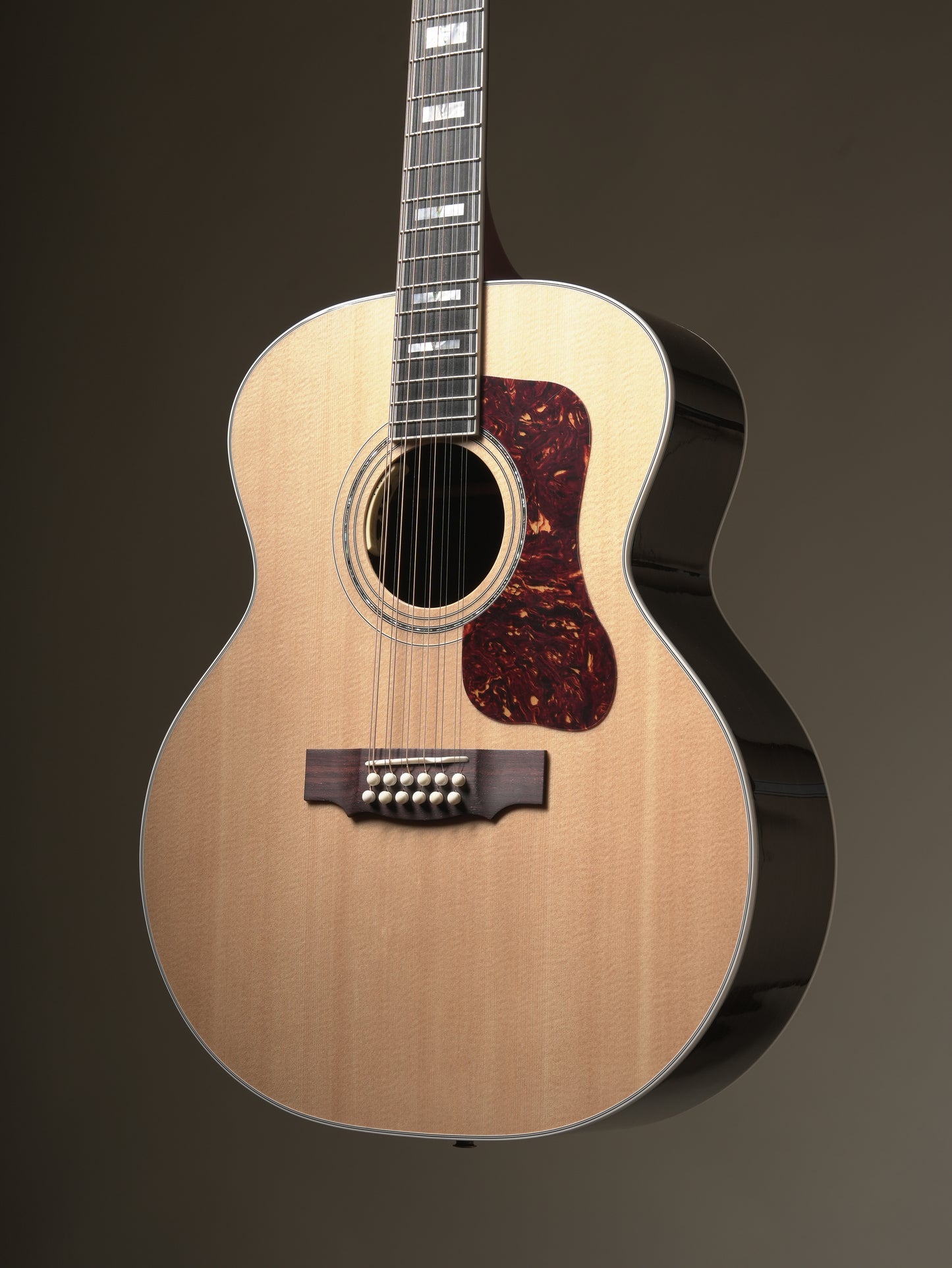 Guild 512E 12 string acoustic electric guitar - Natural, incl. OHSC