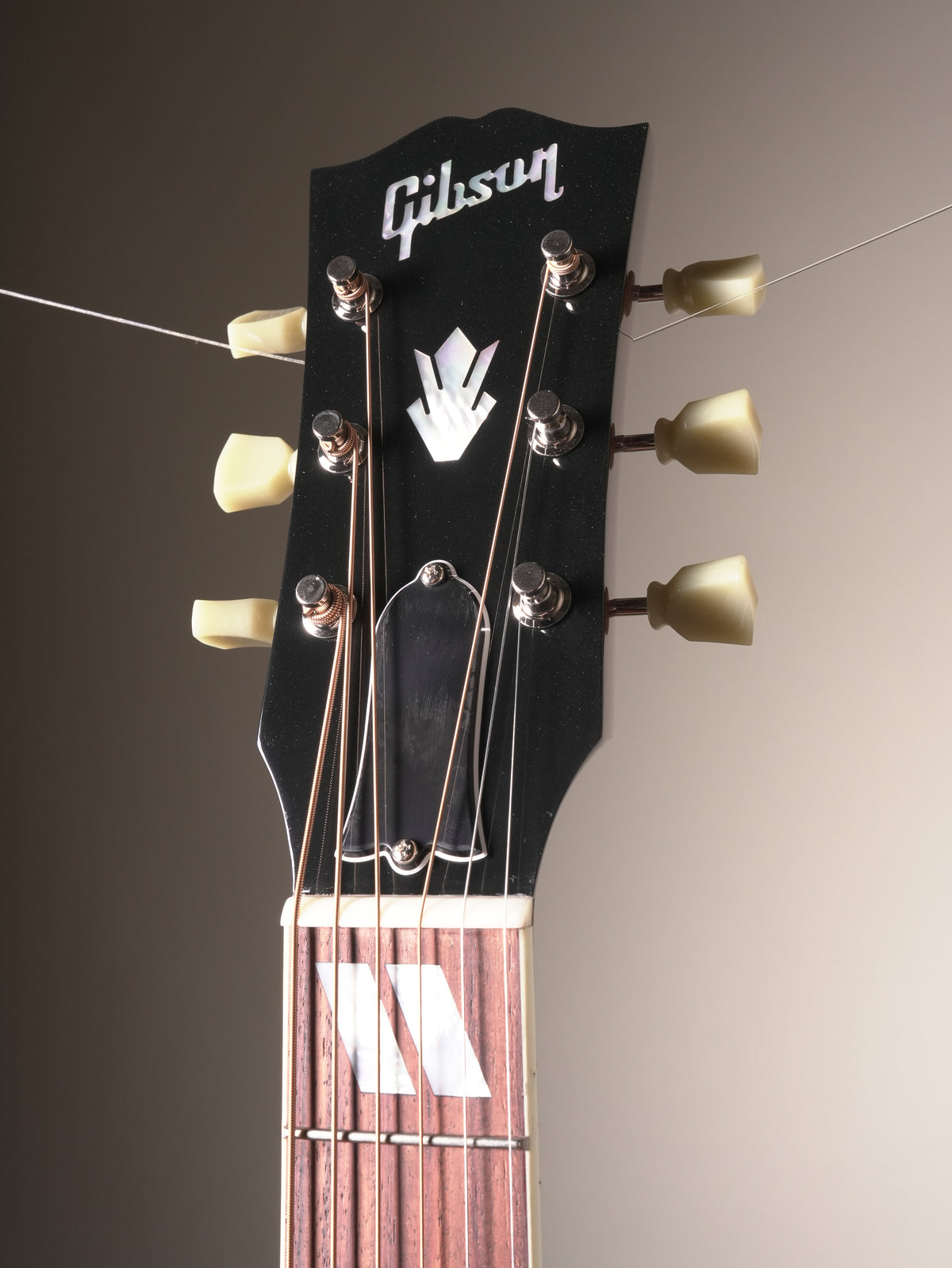 Gibson Custom Shop "Greatest Hits Vol II" J-185 Original Mahogany Gold Top VOS Acoustic Electric Guitar incl. OHSC