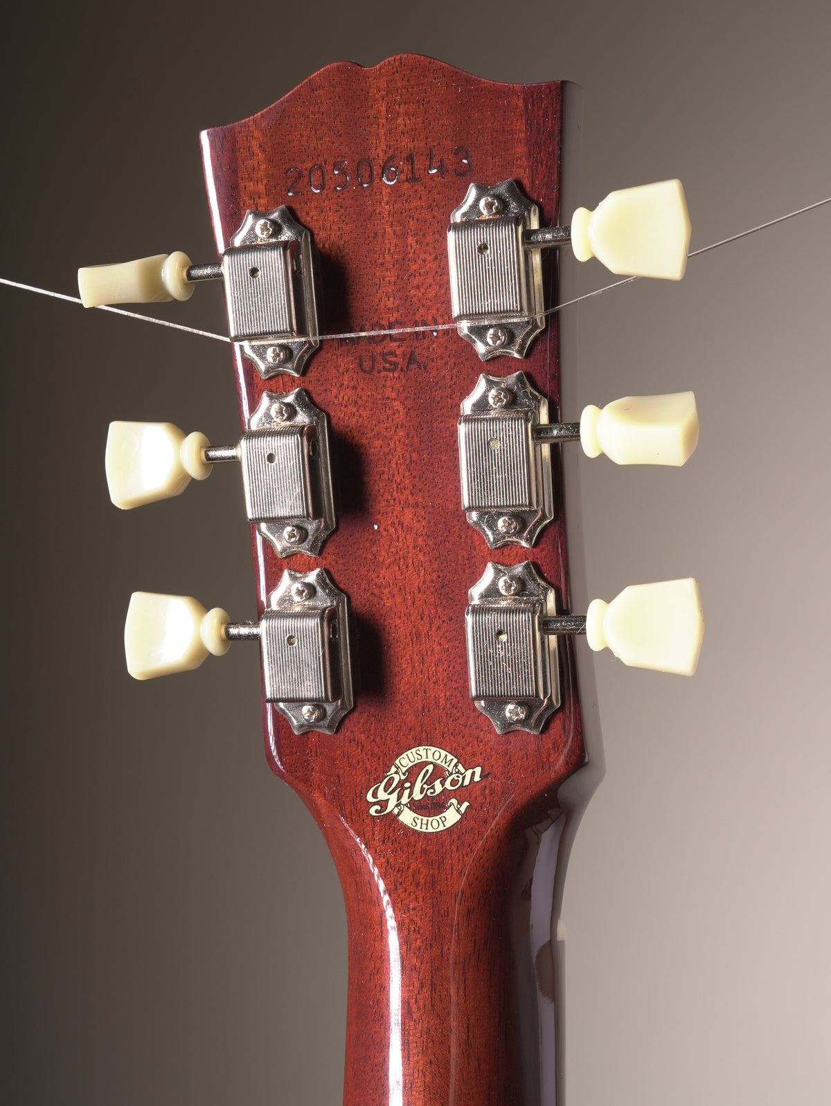 Gibson J-45 Standard Acoustic Electric Guitar - Gold Top, incl. OHSC
