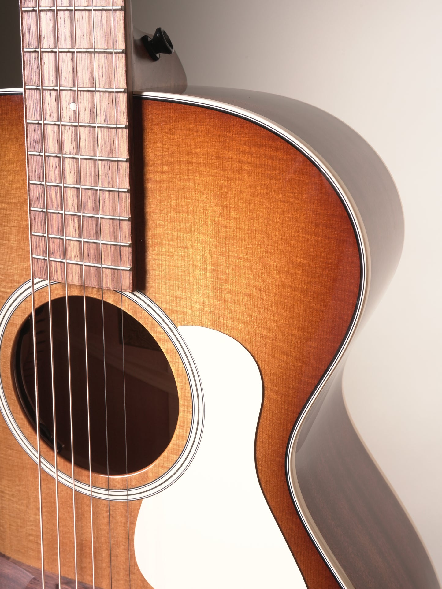 Taylor (2026) Ben Harper Signature Gold Label 512e SE Grand Concert Acoustic/Electric Guitar - Sunburst, incl. OHSC