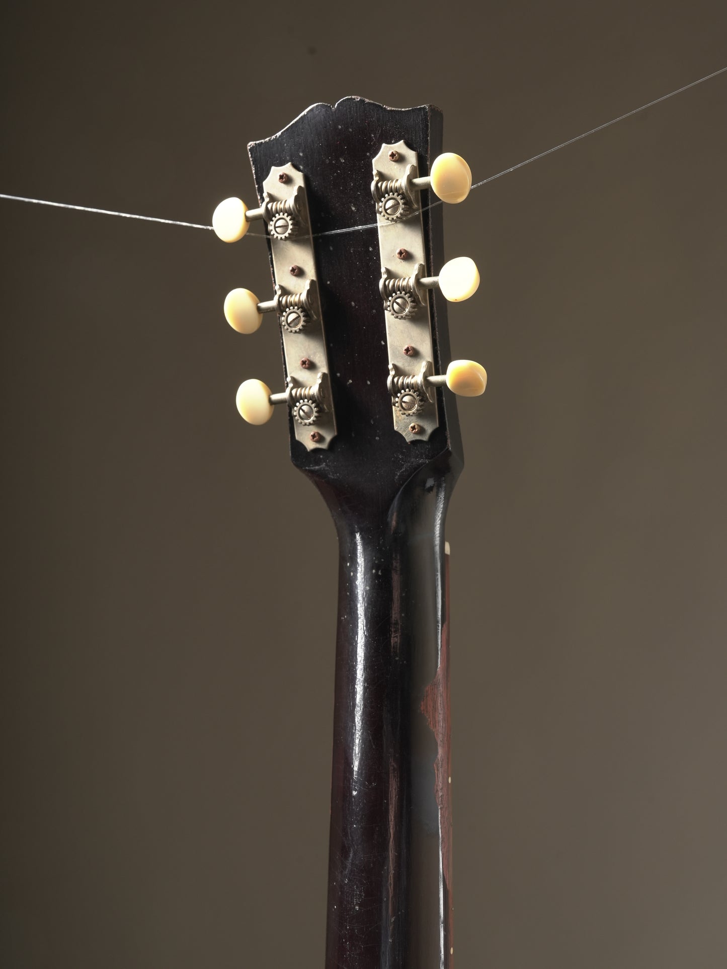 Gibson Custom Shop Historic 1942 Banner J45 Heavy Aged acoustic guitar - Vintage Sunburst, incl. OHSC