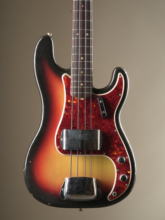 Fender (1966) Precision Bass - Three-tone sunburst, incl. HSC.