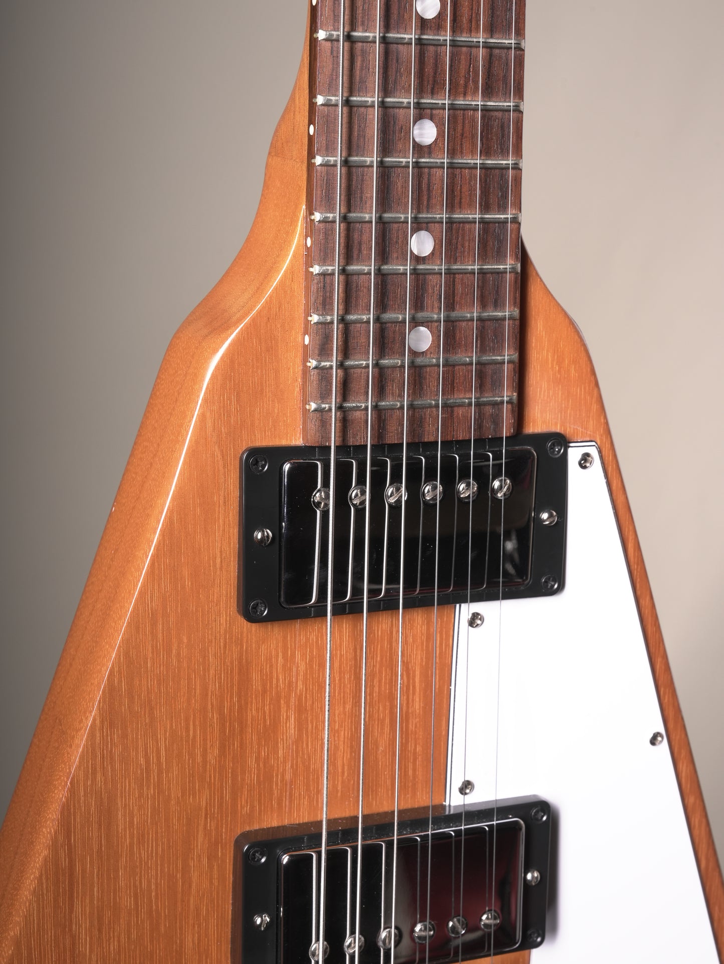 Gibson (2023) 70s Flying V - Antique Natural, incl. OHSC