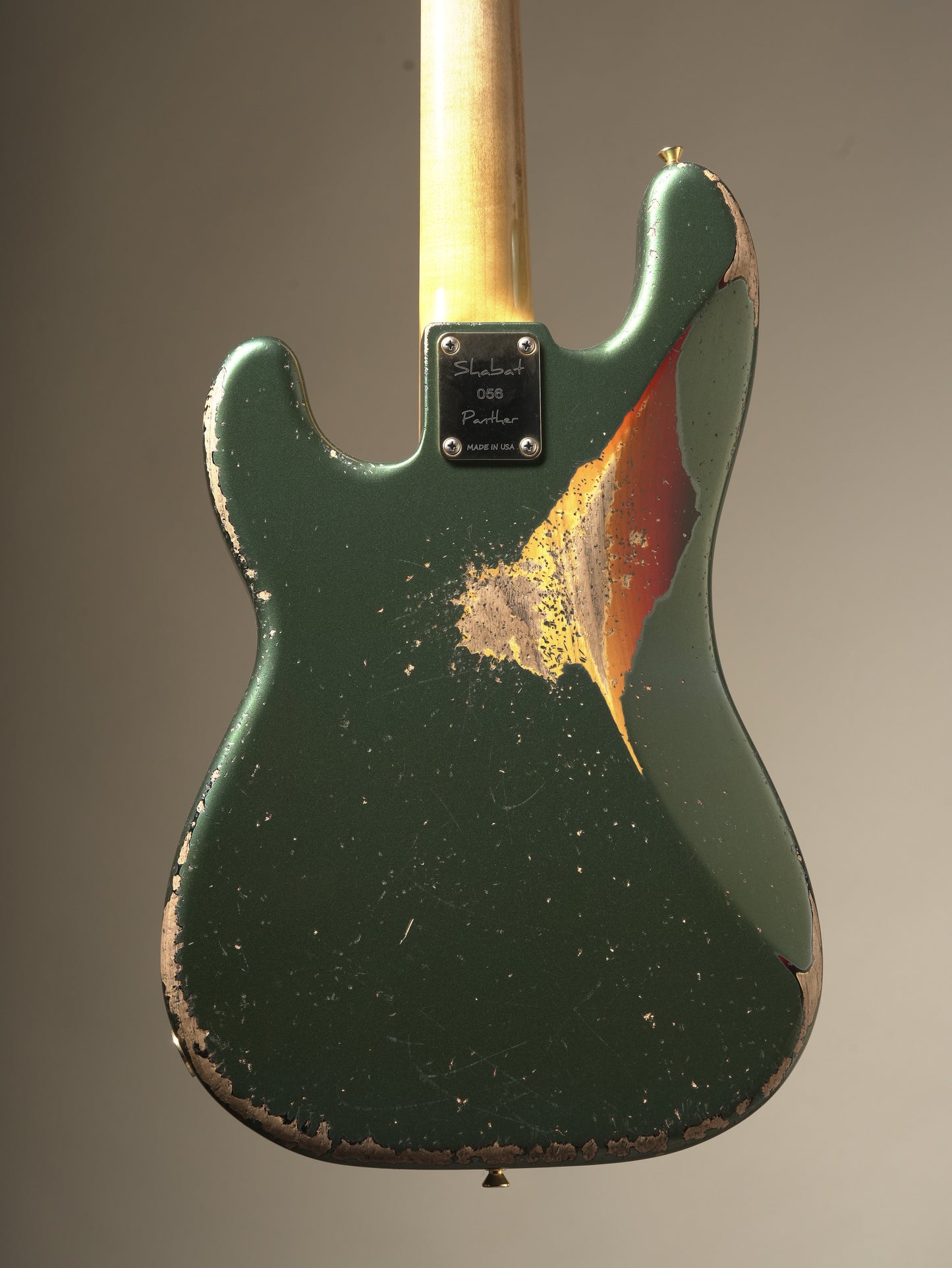 Shabat Panther electric bass - Aged British Racing Green over Sunburst, incl. OHSC