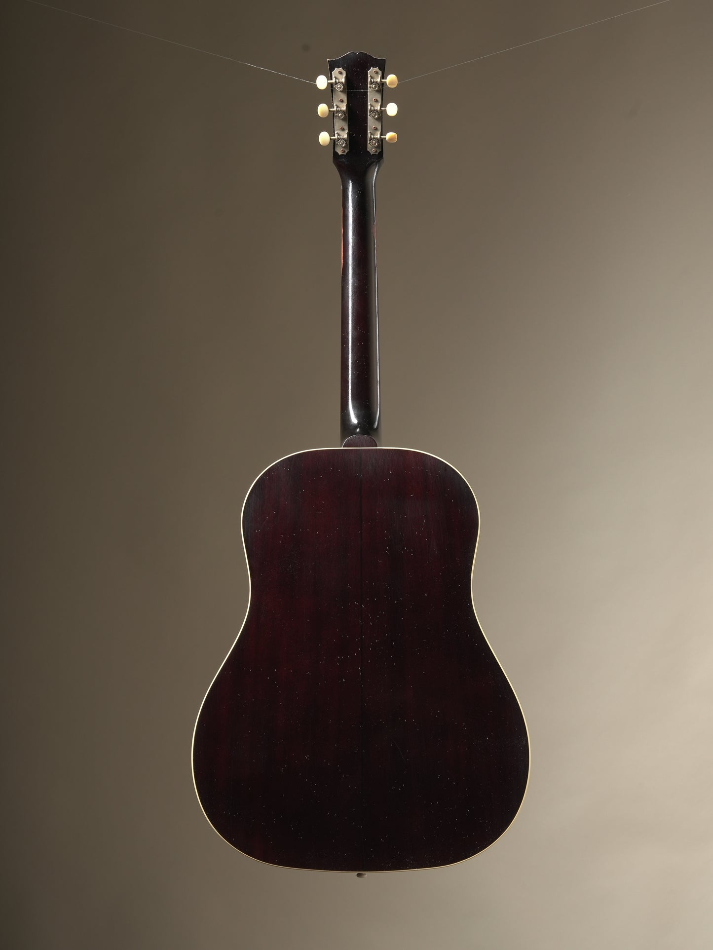 Gibson Custom Shop Historic 1942 Banner J45 Heavy Aged acoustic guitar - Vintage Sunburst, incl. OHSC