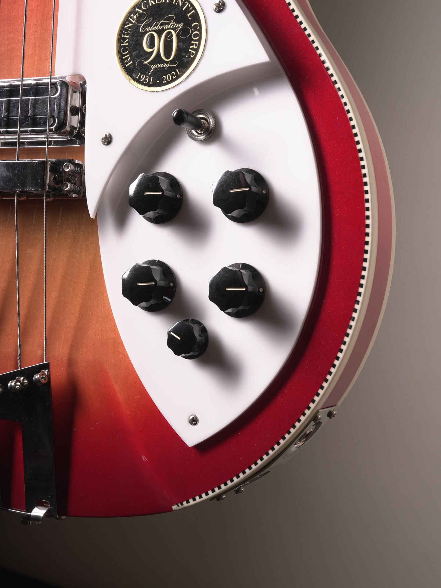 Rickenbacker (2021) 4005xc Semi-Hollow Bass - Amber fireglo, incl. OHSC