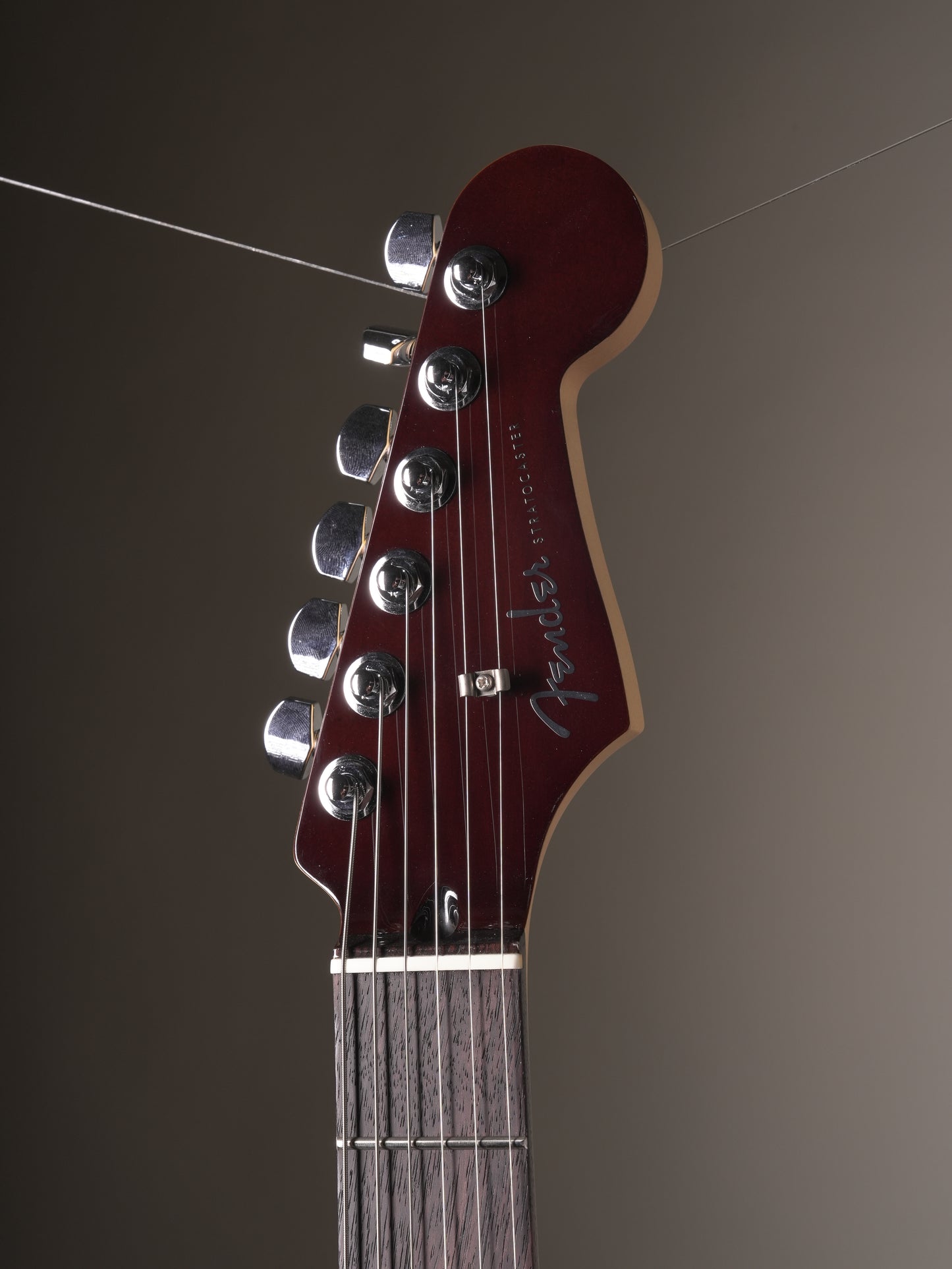 Fender (2023) Made in Japan Aerodyne Special Stratocaster - 2-tone sunburst, incl. Original Gig Bag