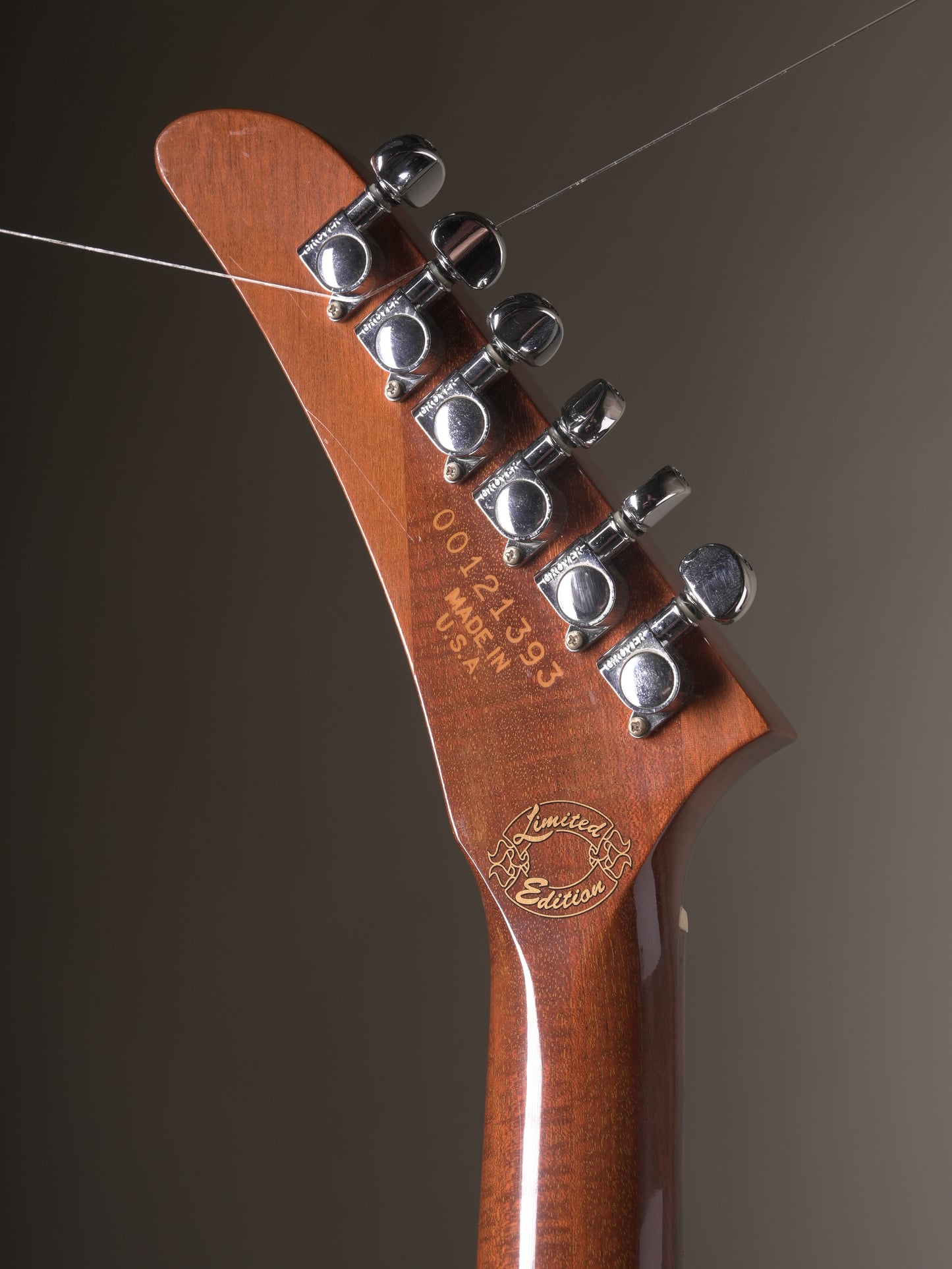 Gibson (2001) '76 Explorer Reissue - rare Natural Burst w. OHSC