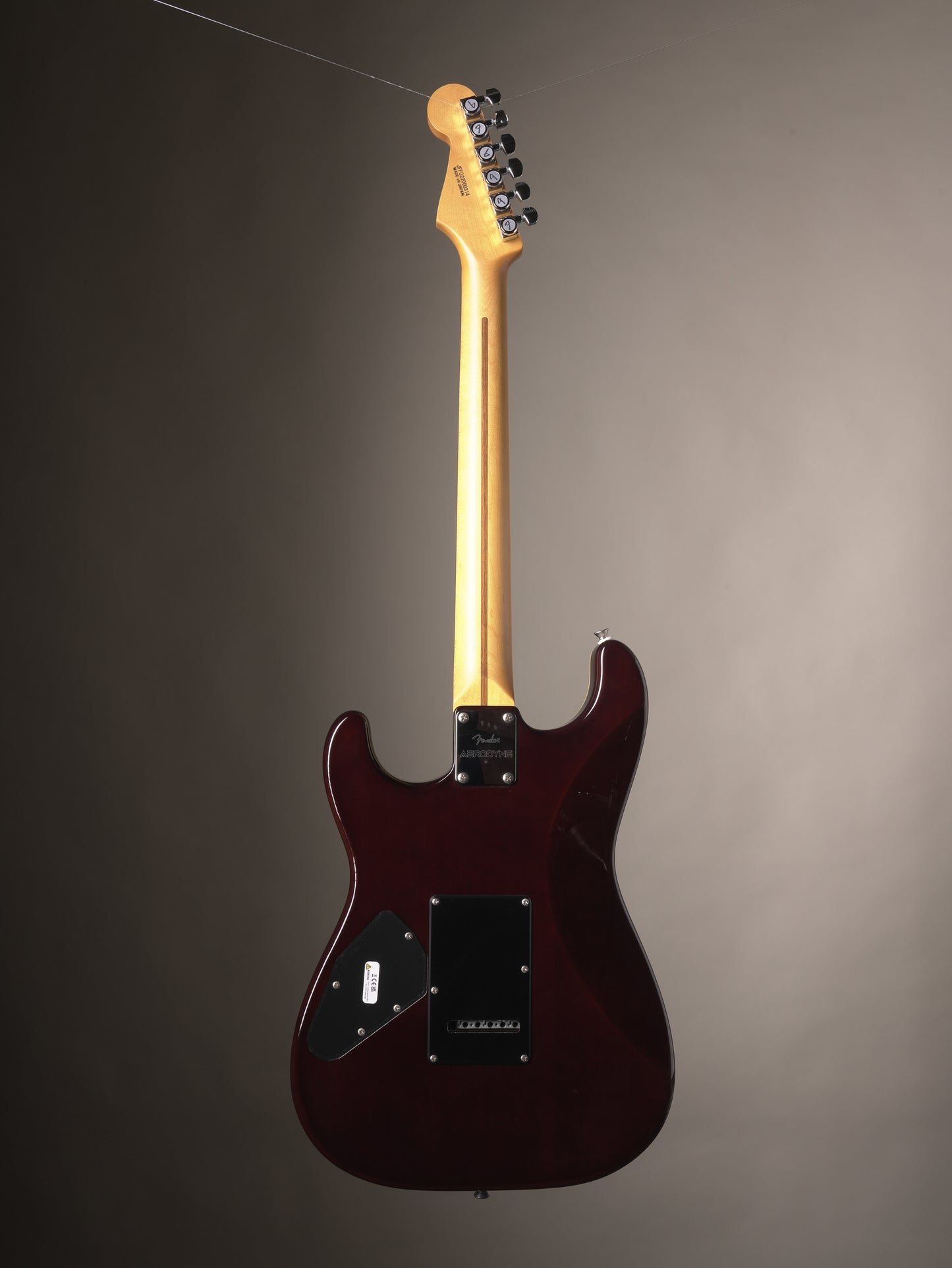 Fender (2023) Made in Japan Aerodyne Special Stratocaster - 2-tone sunburst, incl. Original Gig Bag