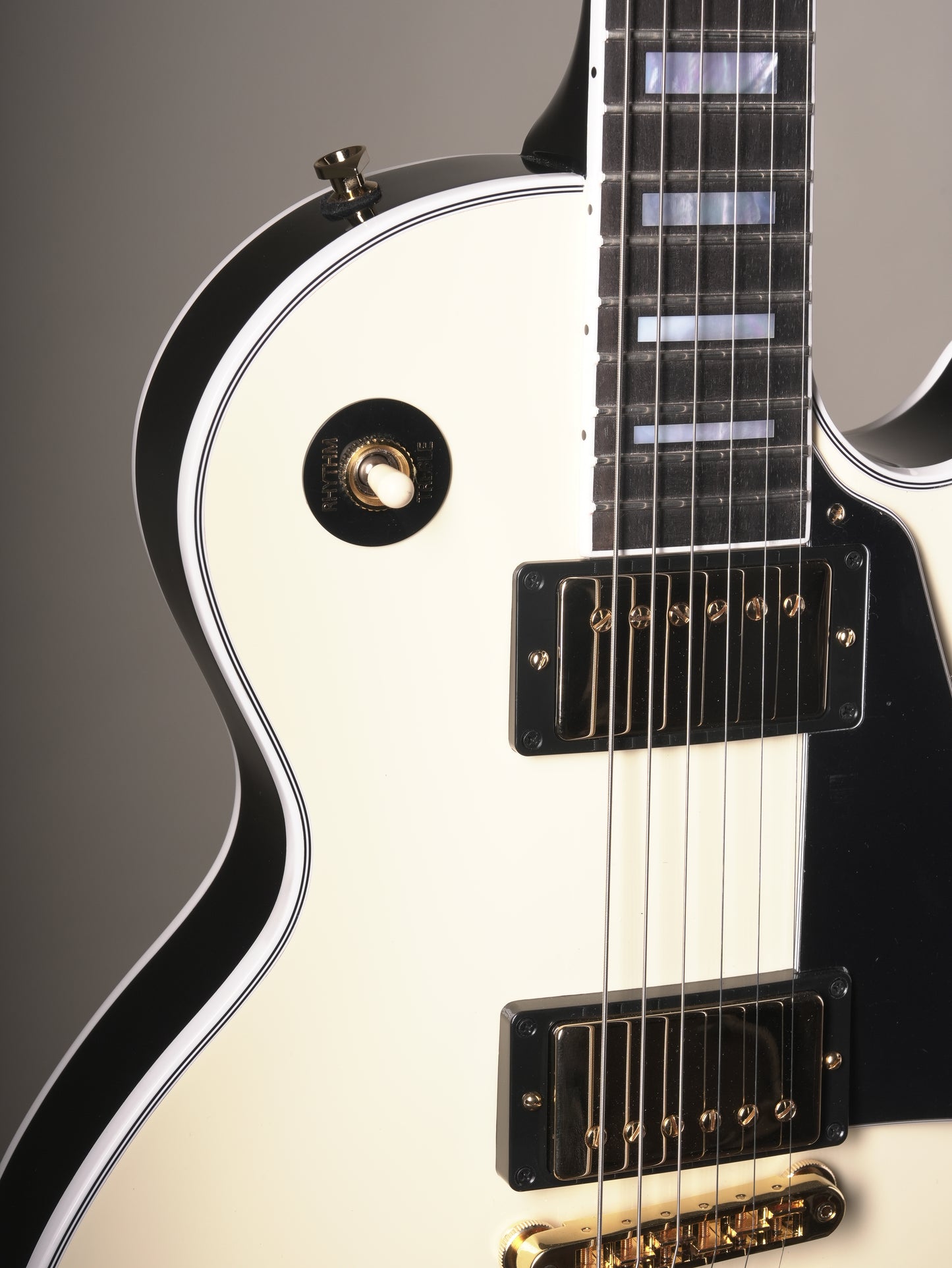 Gibson '70s Les Paul Custom Electric Guitar - Buttercream Incl. OHSC