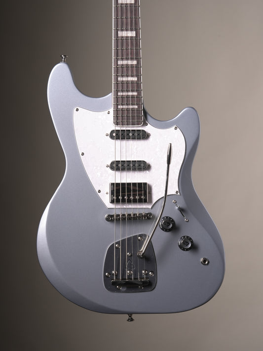 Guild Surfliner Deluxe Electric Guitar - Glacier Blue Metallic