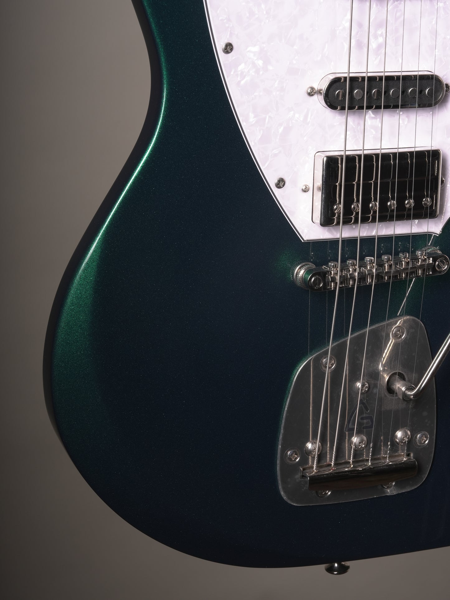 Guild Surfliner Deluxe Electric Guitar - Evergreen Metallic