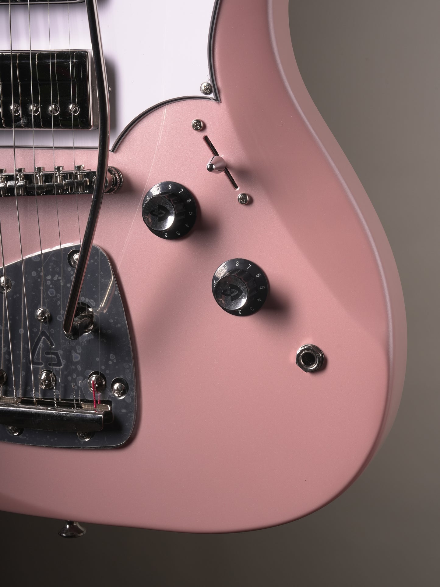 Guild Surfliner Deluxe Electric Guitar - Rose Quartz
