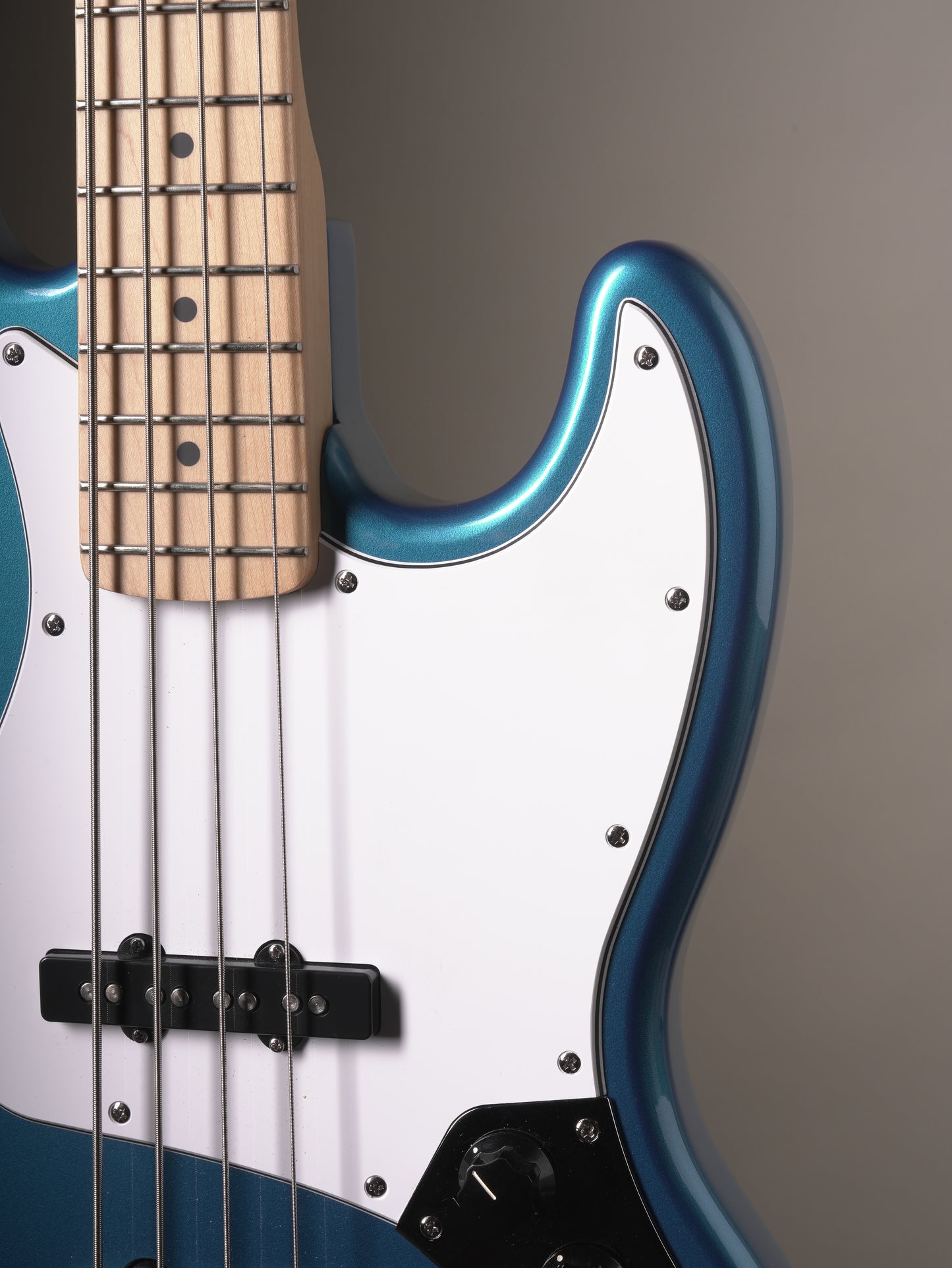 Fender Standard Jazz Bass - Aquamarine Metallic
