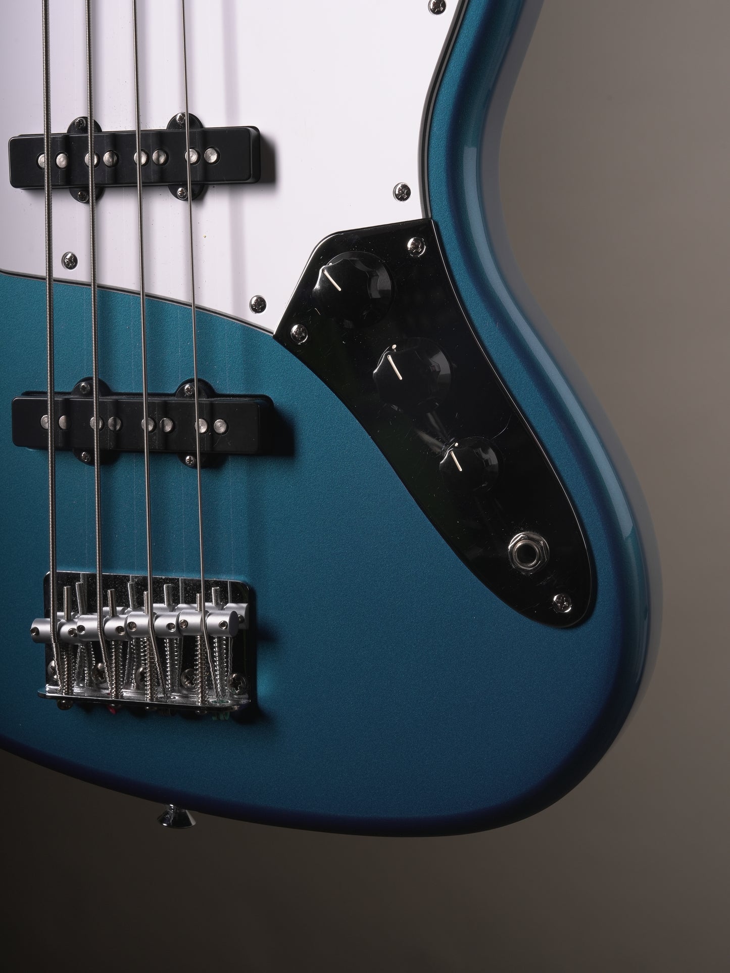Fender Standard Jazz Bass - Aquamarine Metallic