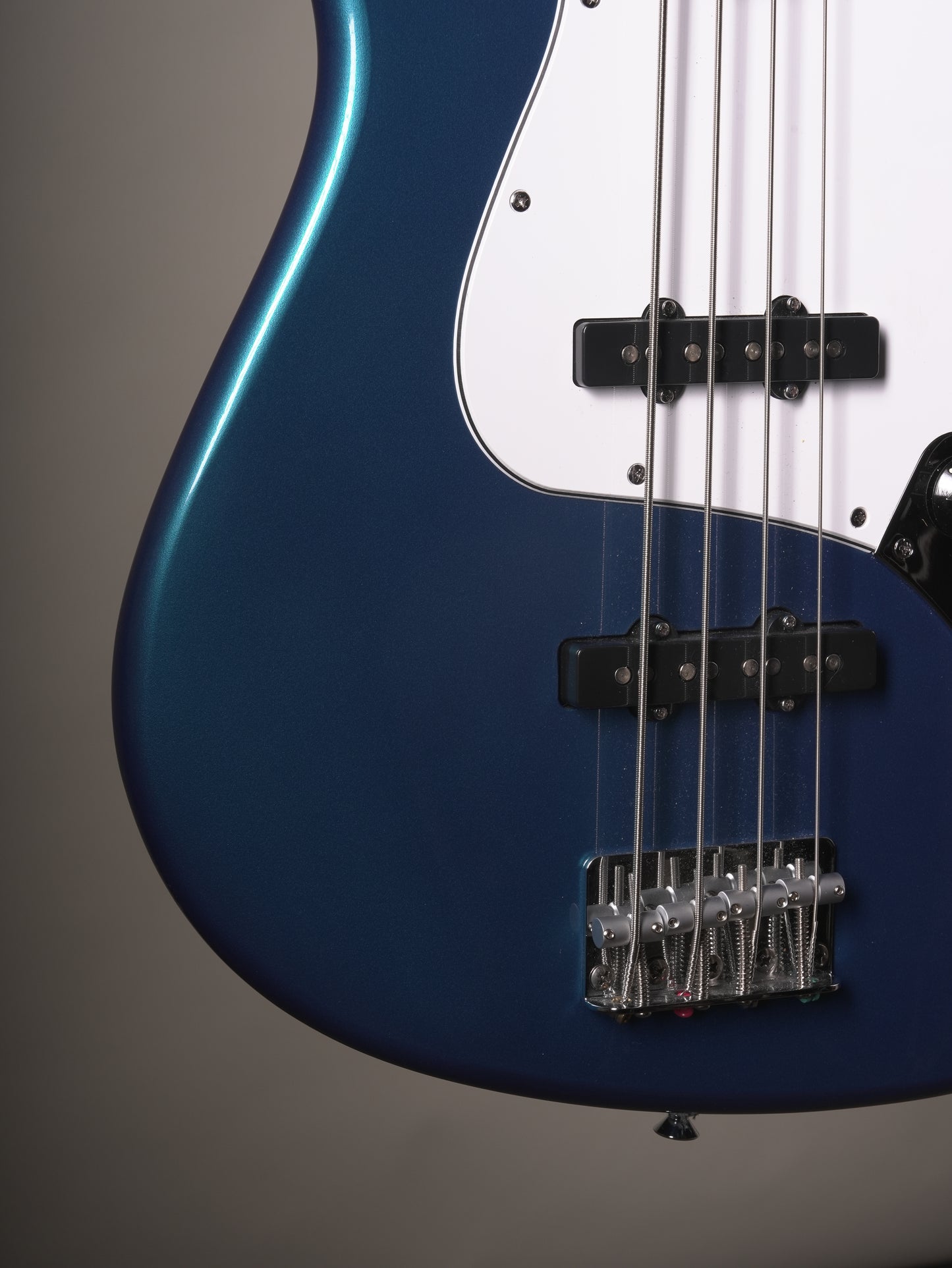 Fender Standard Jazz Bass - Aquamarine Metallic