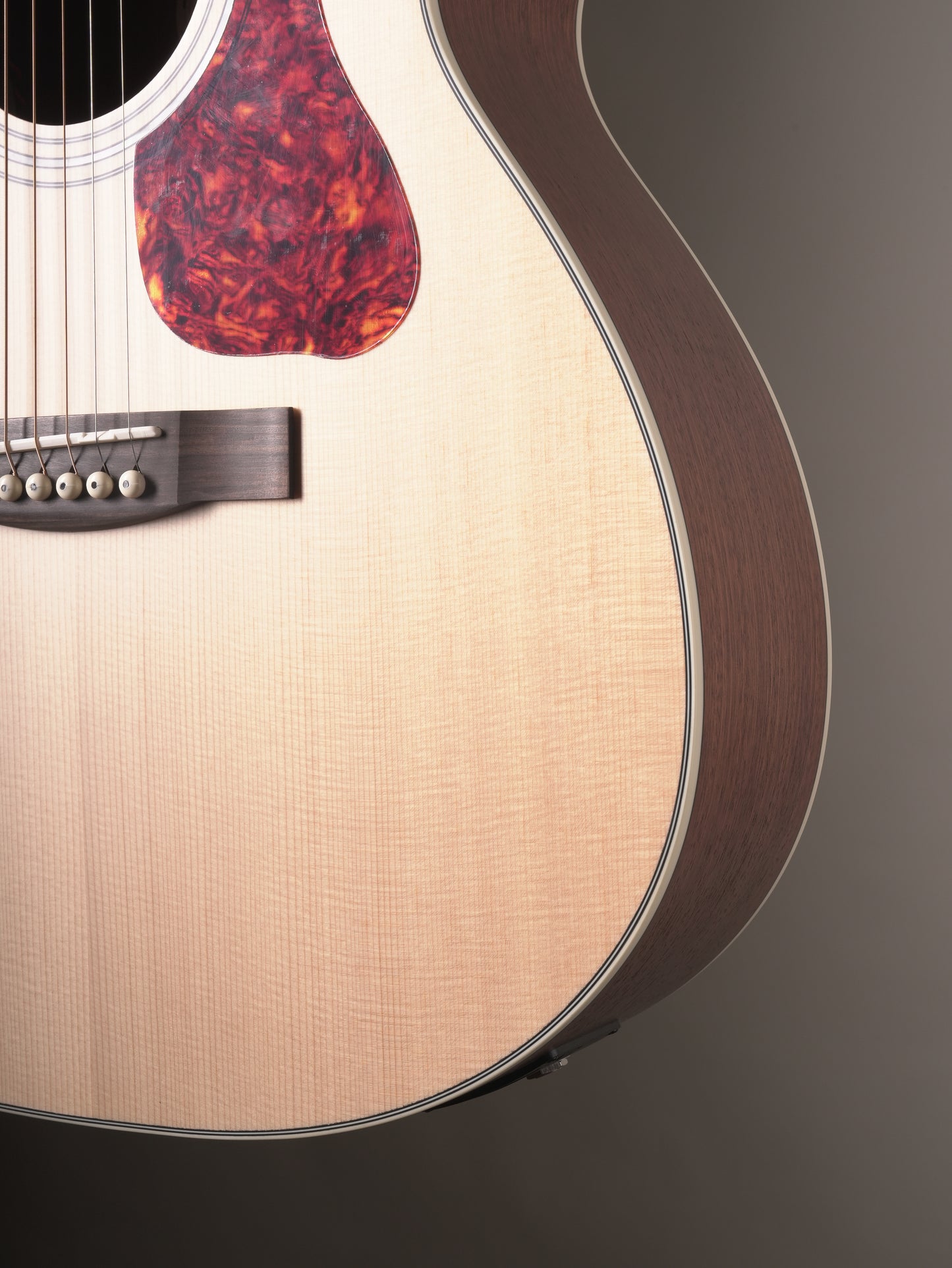 Guild OM-240CE Archback Acoustic Electric Guitar - Natural