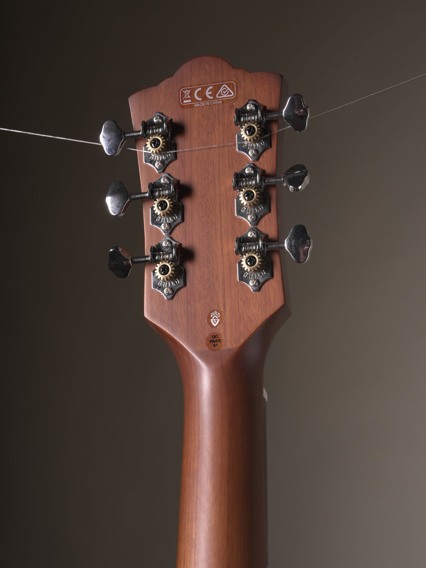 Guild OM-240CE Archback Acoustic Electric Guitar - Natural