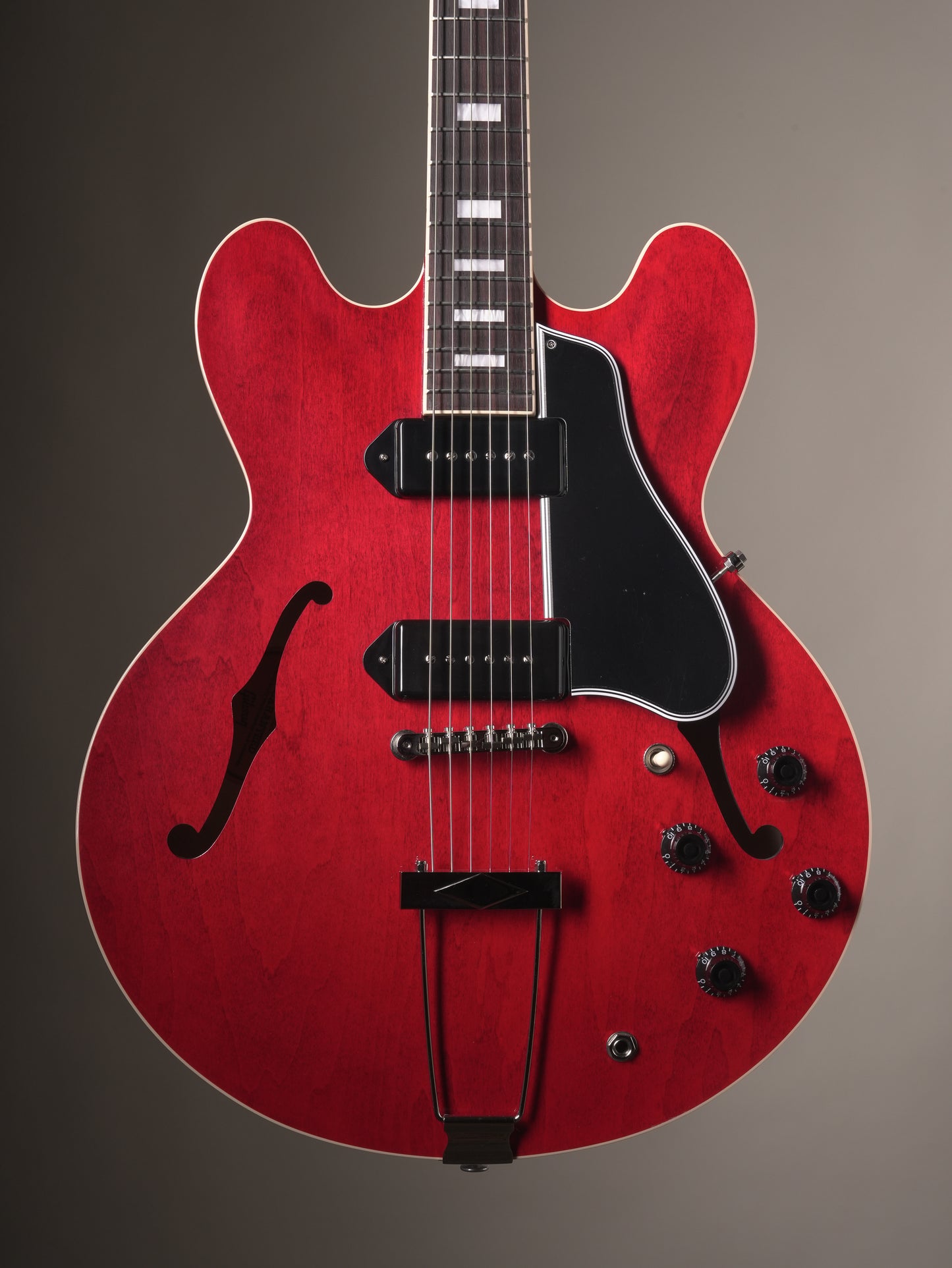 Gibson ES-330 Hollowbody Electric Guitar - Sixties Cherry, incl. OHSC