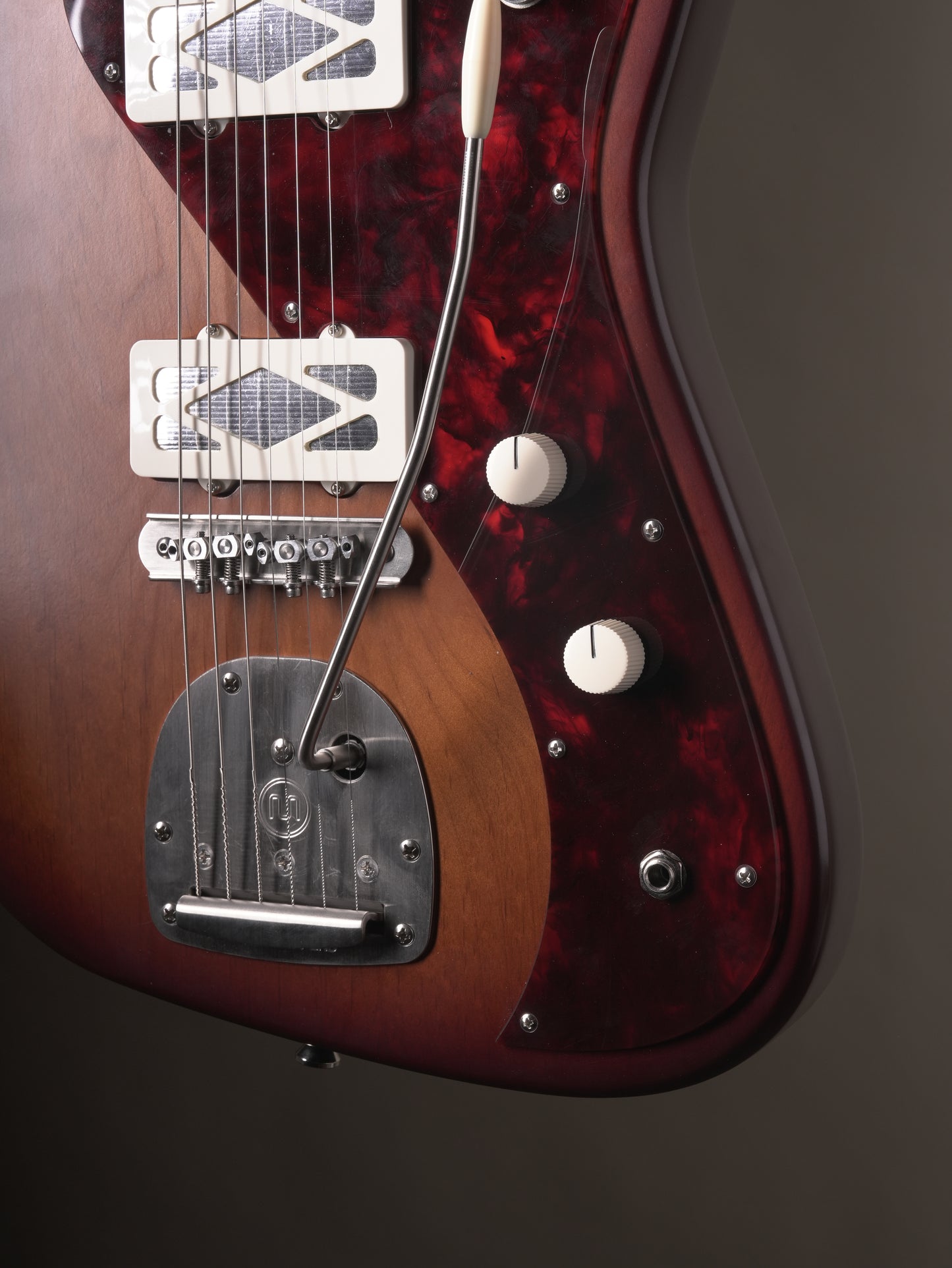 Black Bobbin Phantone Electric Guitar - Bridgeport Burst, incl. Deluxe Gig Bag