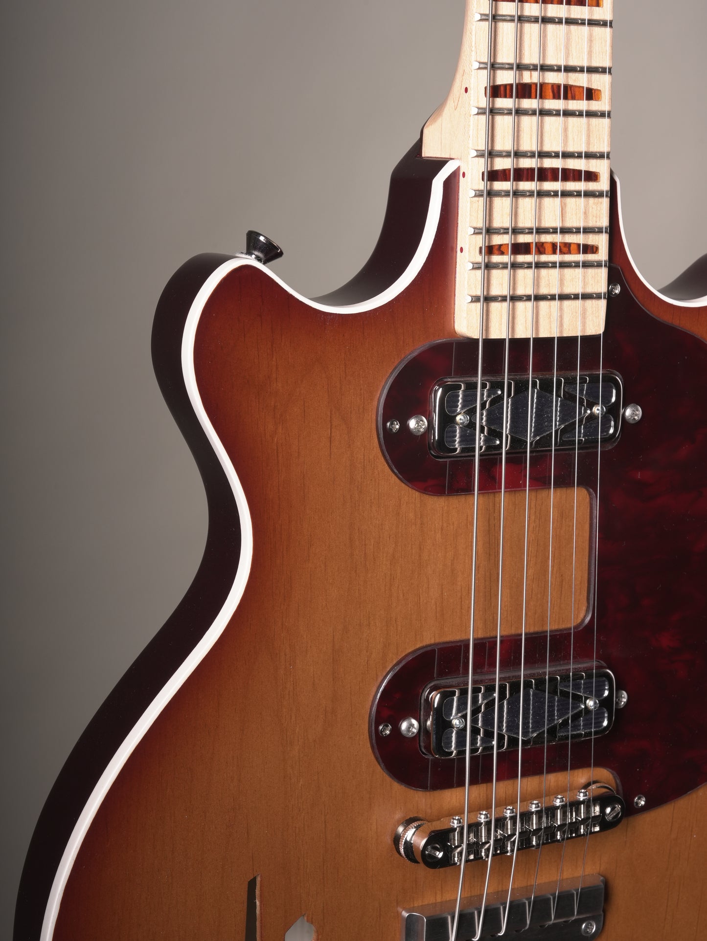 Lockhorn Zinger Electric Guitar - Bridgeport Burst, incl. Deluxe Gig Bag