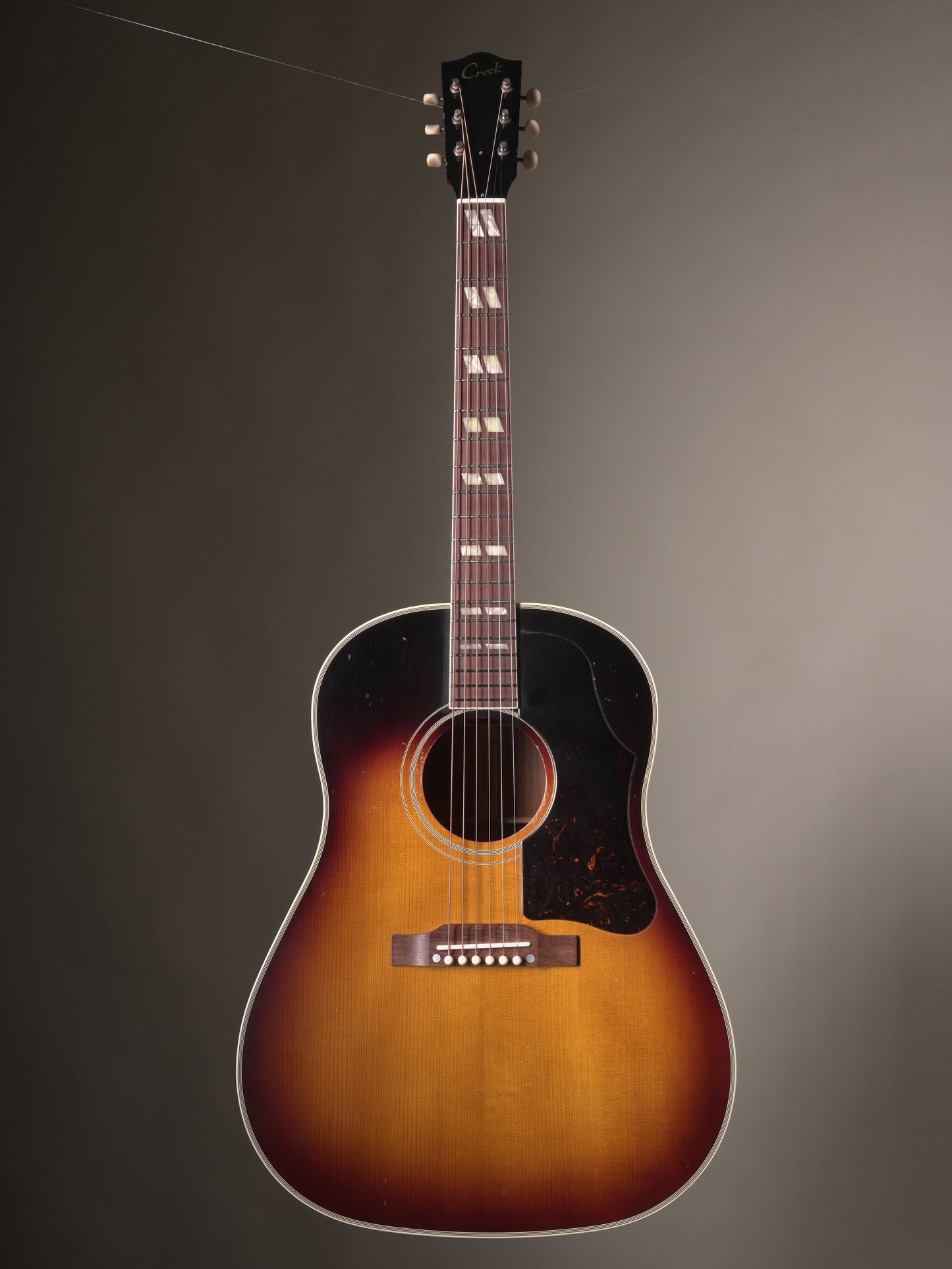 Creek Guitars CSJ 1959 Aged Acoustic Guitar - Sunburst, incl. OHSC